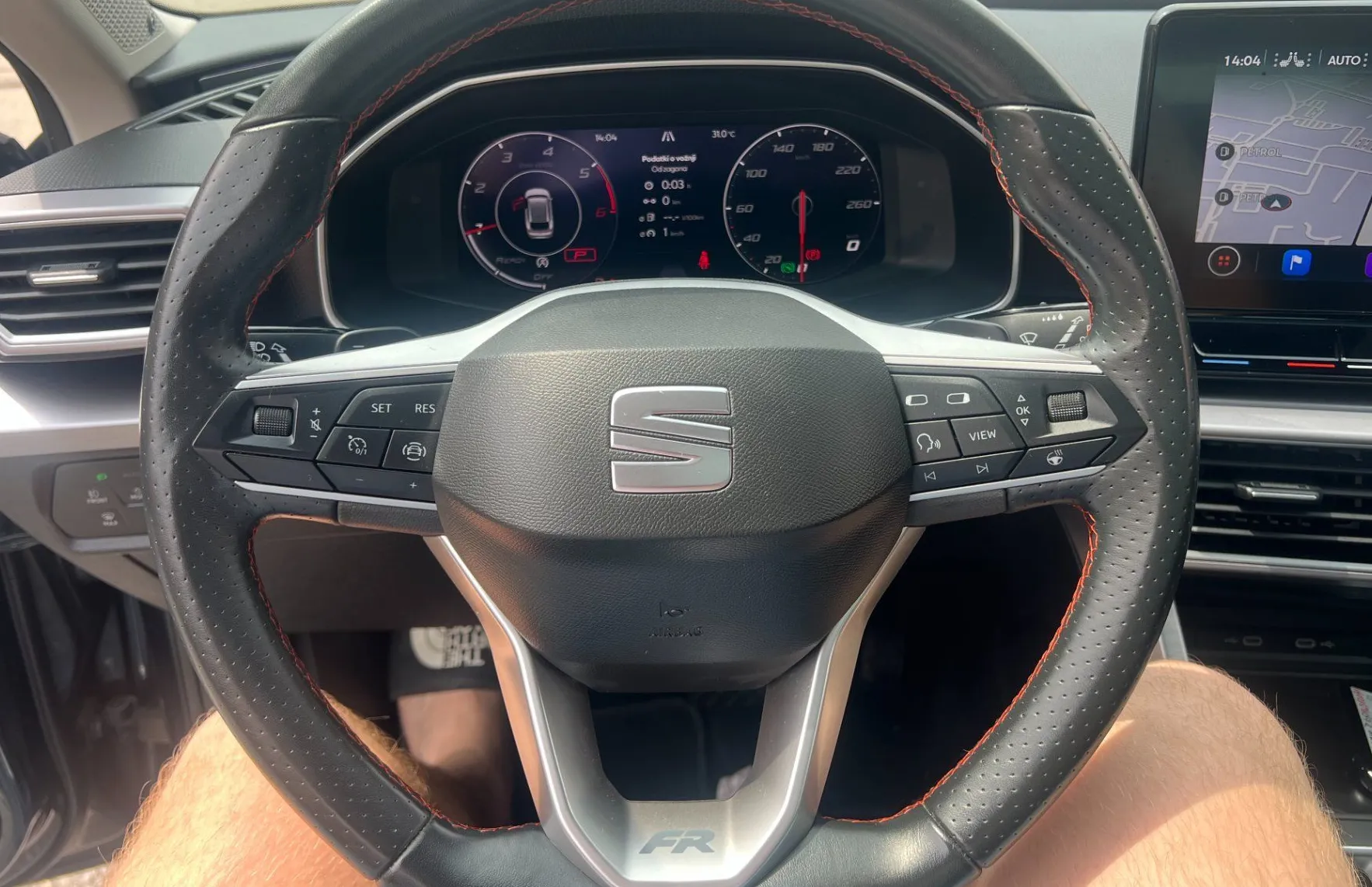 Zunanja slika - Seat Leon - ST 2.0 TDI FR DSG.NEMŠKI+4ALU.PANORAMA.GRE.SEDEŽEV - 8