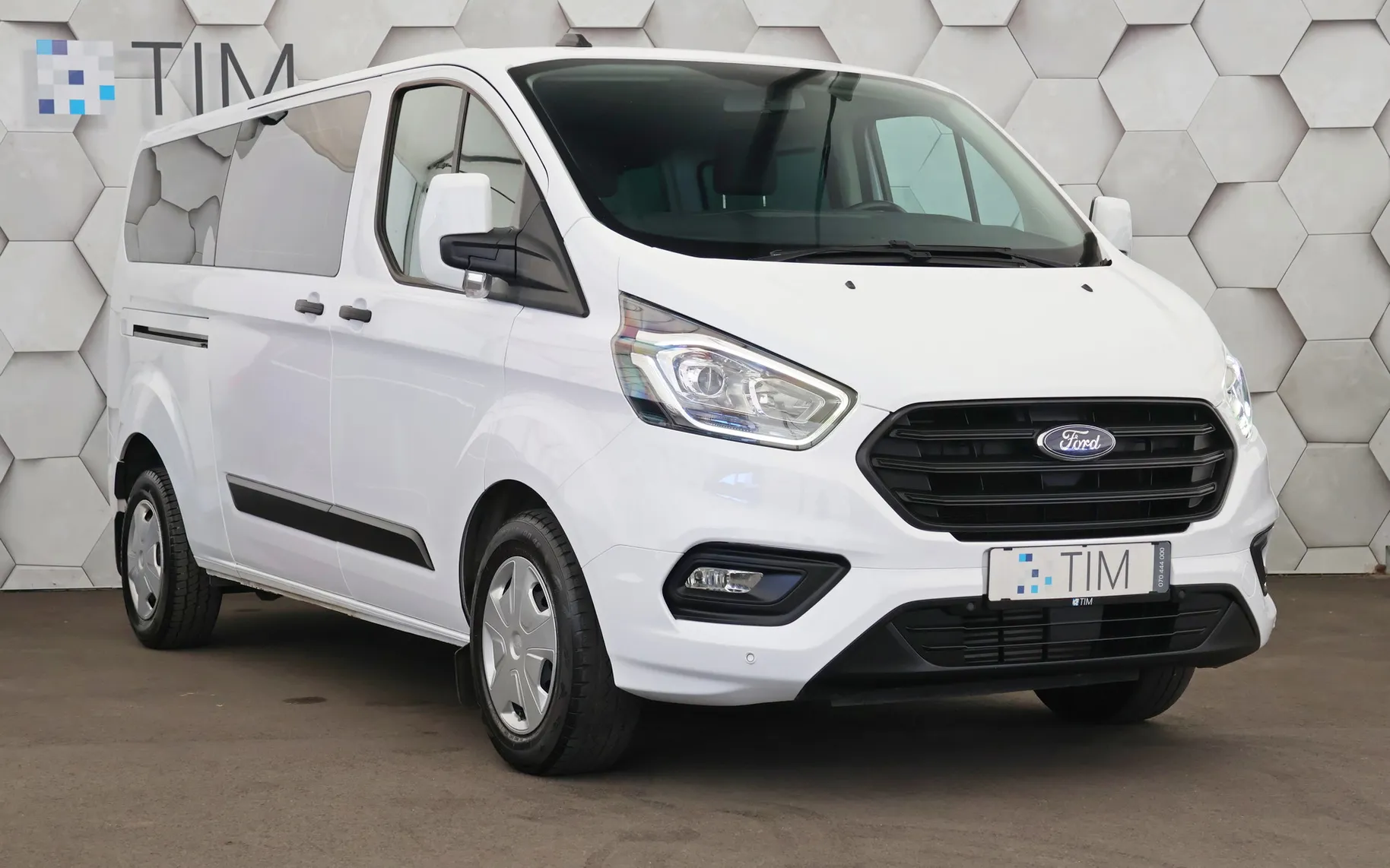 Zunanja slika - Ford Transit Custom Combi - Transit 2.0 TDCi 131KM 1+8 - 2