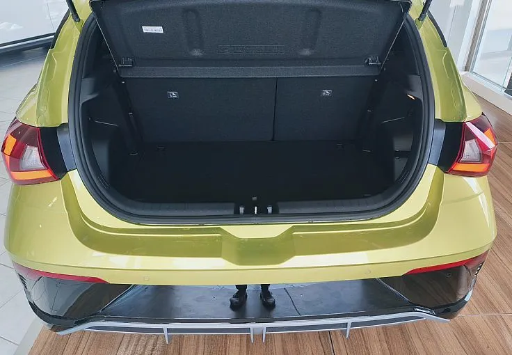 Zunanja slika - Hyundai i20 - 1.0 T-GDI STYLE BLACK LINE AVT-17 COL-WINTER-VIDEO - 6