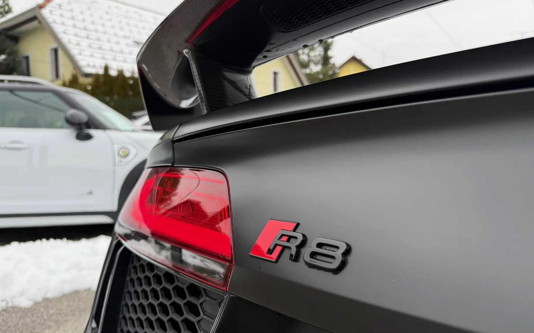 Zunanja slika - Audi R8 - V10+ 5.2 FSI Quattro BLACK MATRIX CARBON CERAMICA - 11
