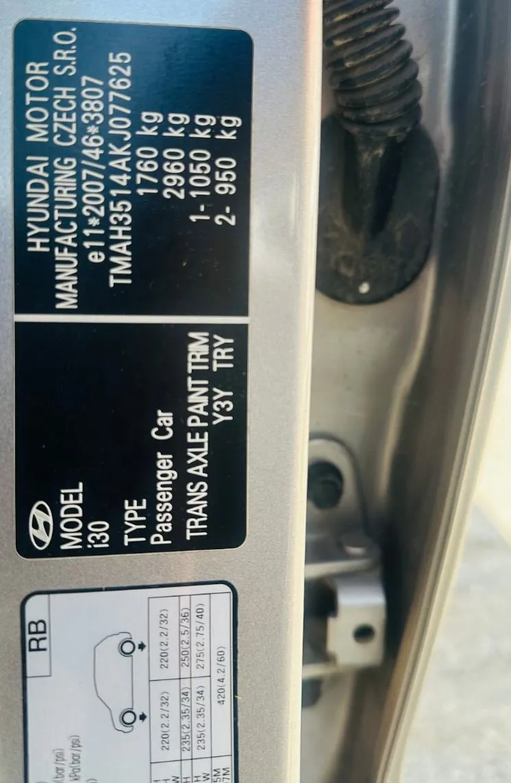 Zunanja slika - Hyundai i30 - 1.4 MPI 74 KW.SLOVENSKI.SAMO 86.000 KM.BENCIN - 3
