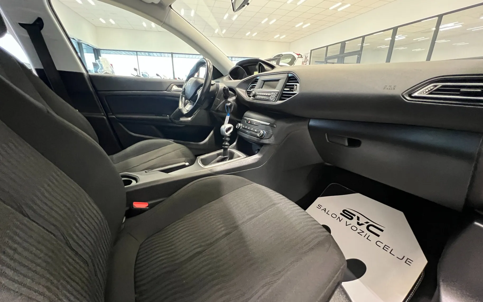 Zunanja slika - Peugeot 308 - 1.5 BlueHDi 100 STT ACTIVE-TEMP-LED-SAMO 84.000 km - 11