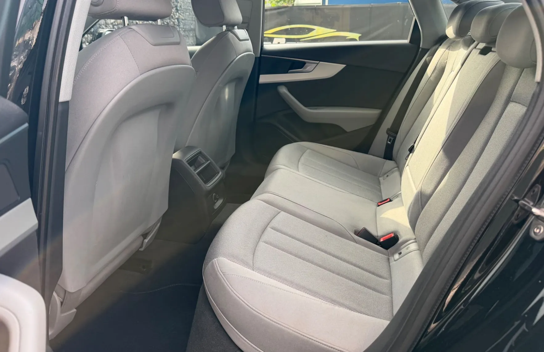 Zunanja slika - Audi A4 - 2.0 TDI |PDC|KLJUKA|NAVI|REDNO SERV.| - 17