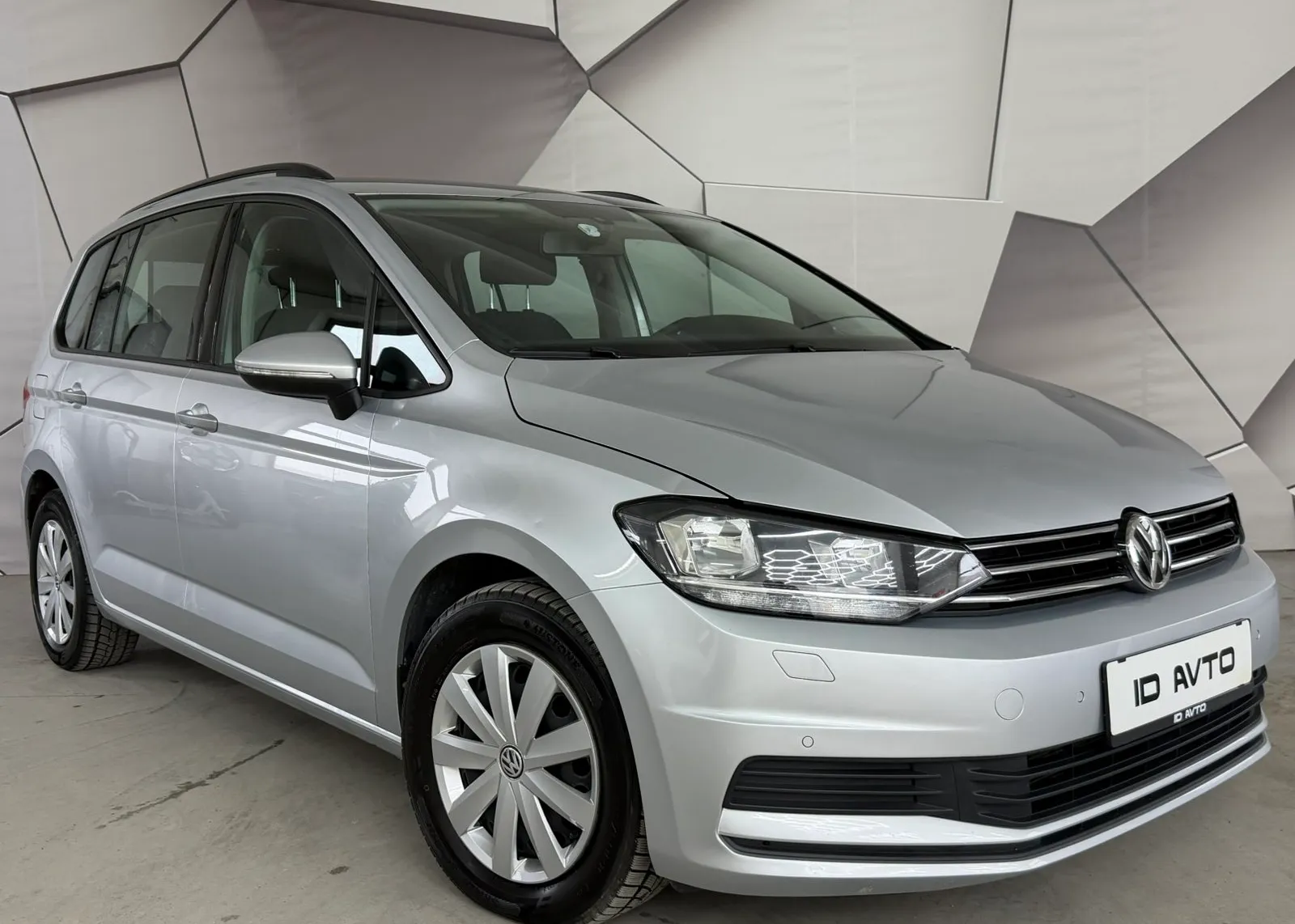 Zunanja slika - Volkswagen Touran - 2,0 TDI BMT Highline DSG - 2