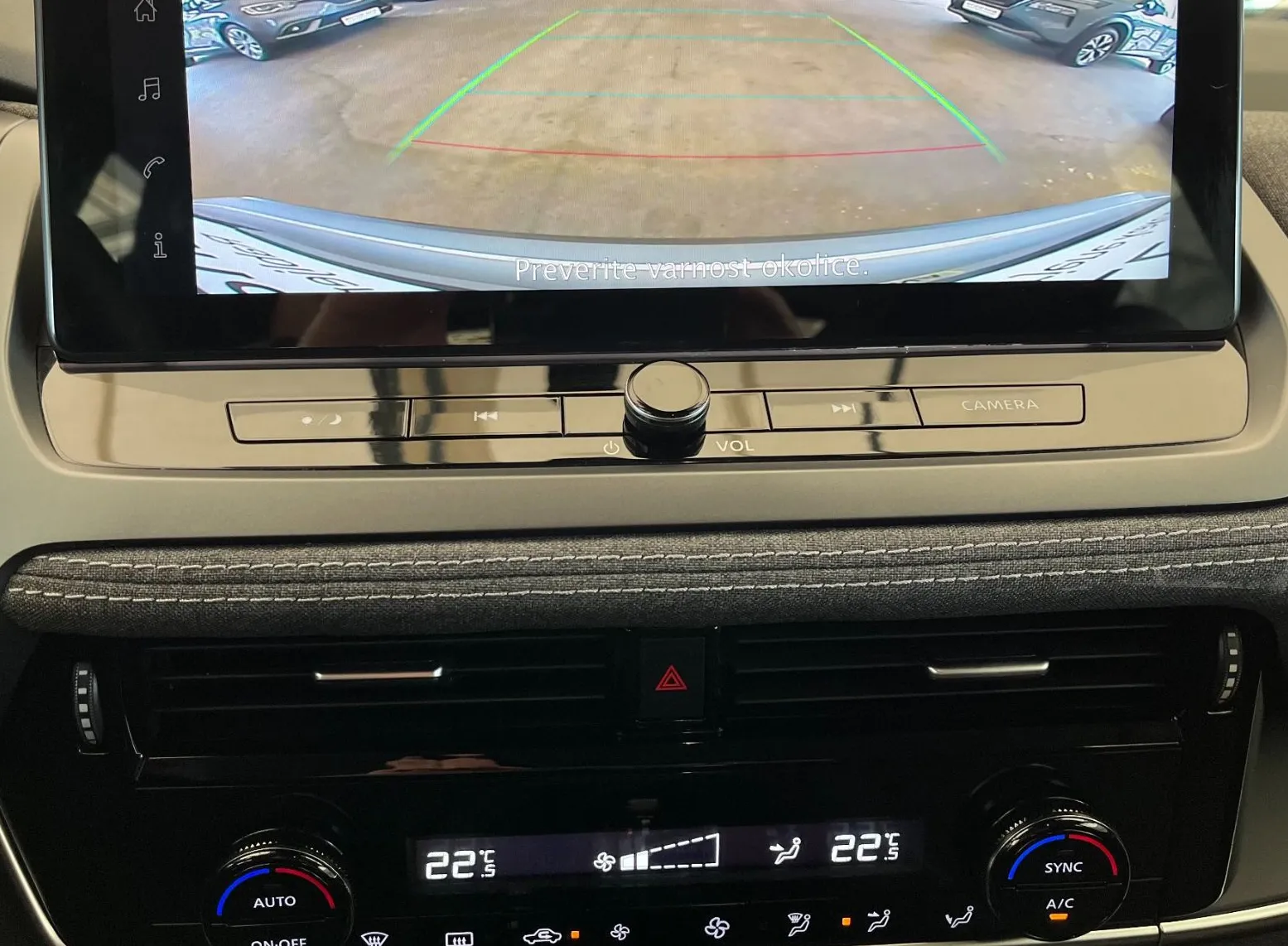 Zunanja slika - Nissan Qashqai - e-Power 190 Business Edition - 14