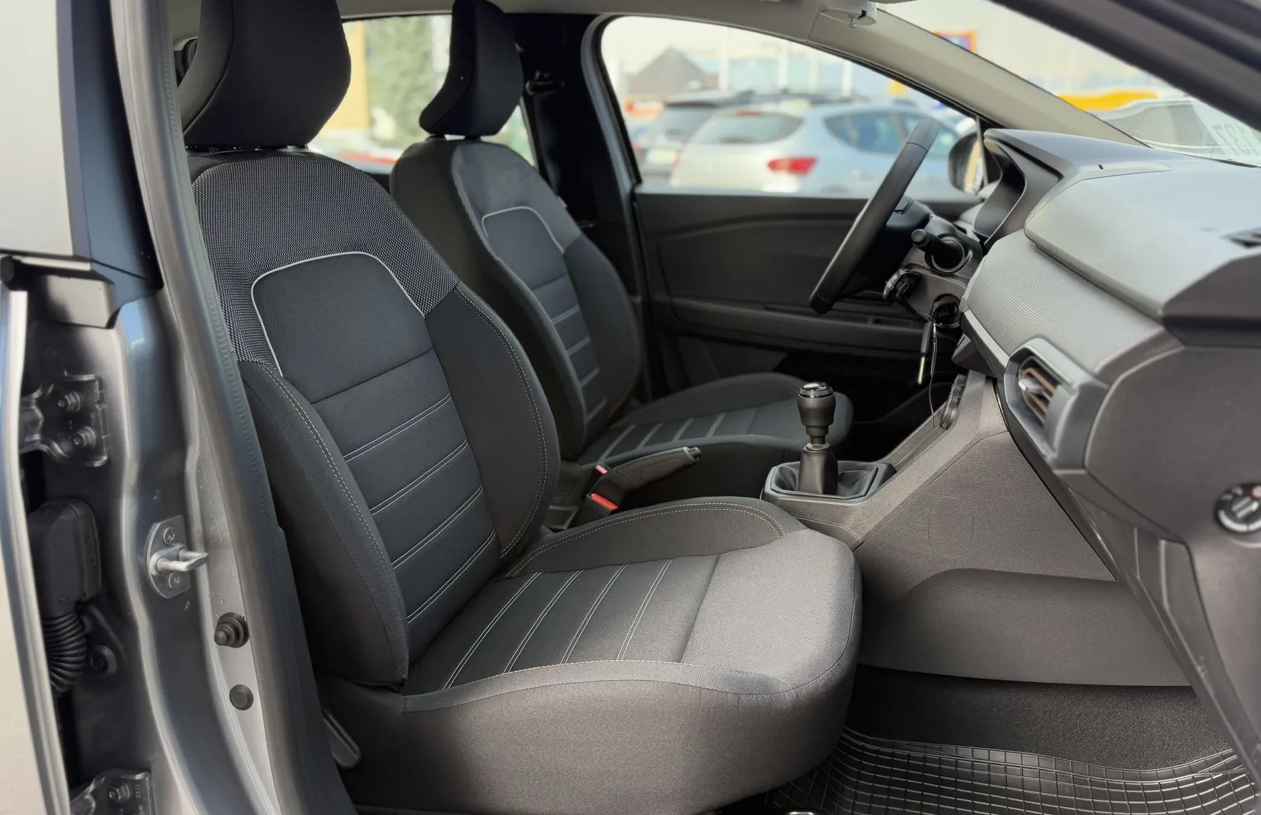 Zunanja slika - Dacia Sandero - 1.0 TCe 110 Stepway Essential - 9