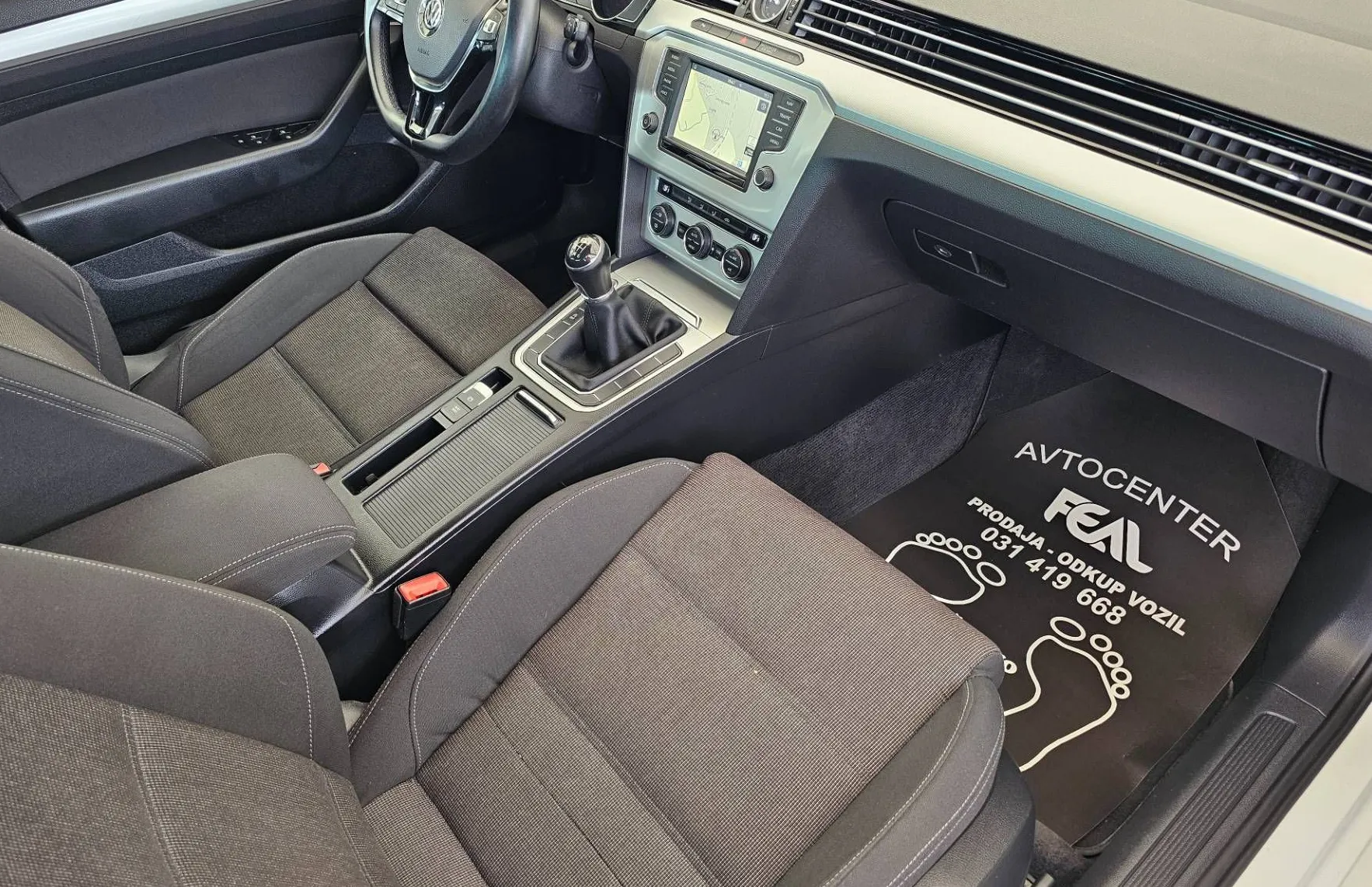 Zunanja slika - VW Passat - 2.0 TDI-SPORT LINE- FULL LED-LIMUZINA-1 LASTNIK-.. - 13