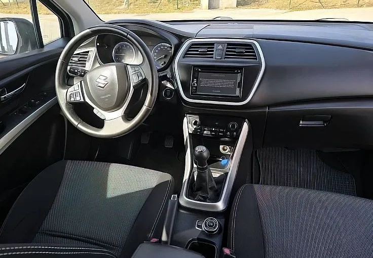 Zunanja slika - Suzuki SX4 S-Cross - 1.6 VVT ELEGANCE 4WD zelo lep... - 9