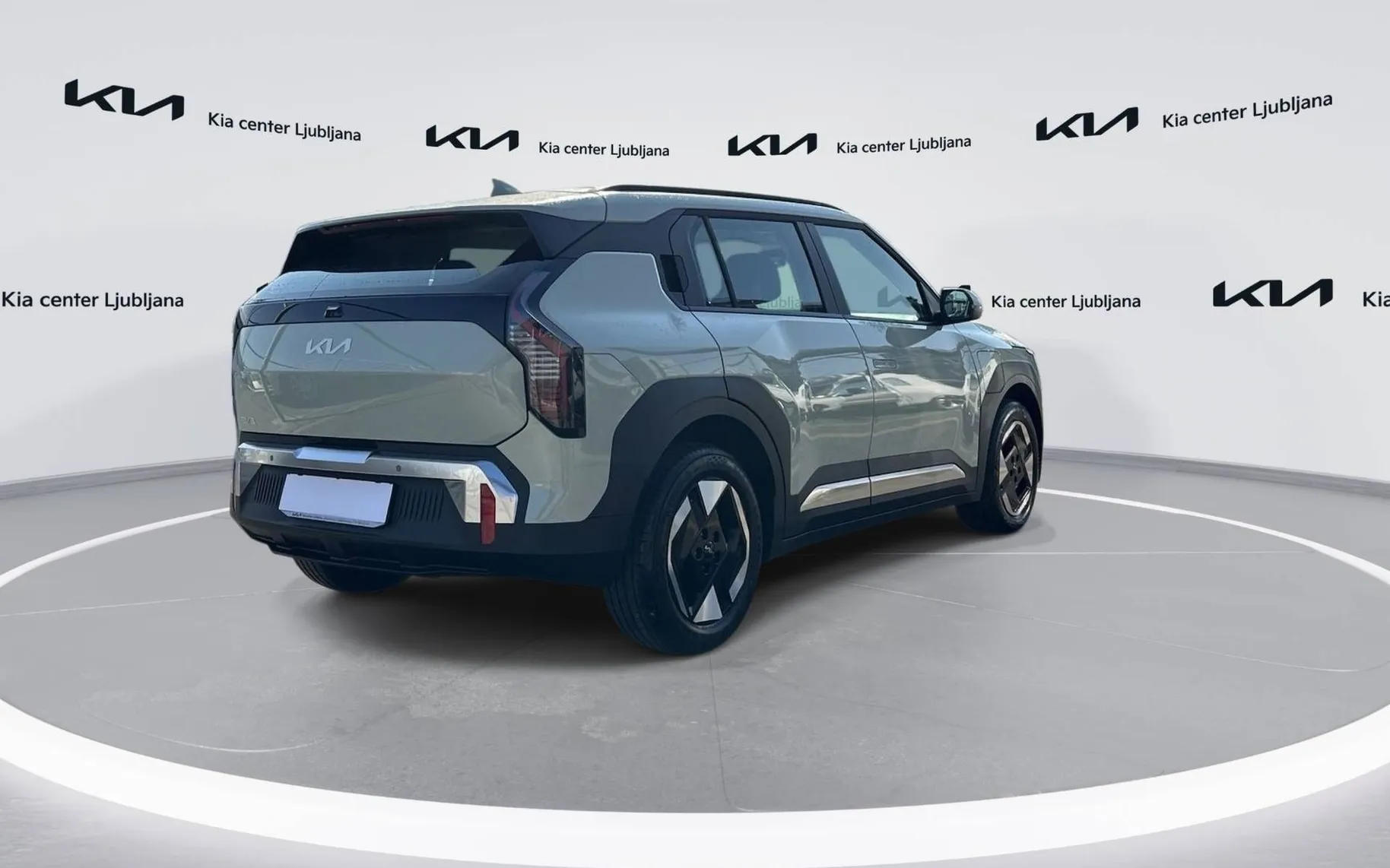 Zunanja slika - KIA EV3 - STAR 58.3 kWh baterija - 5