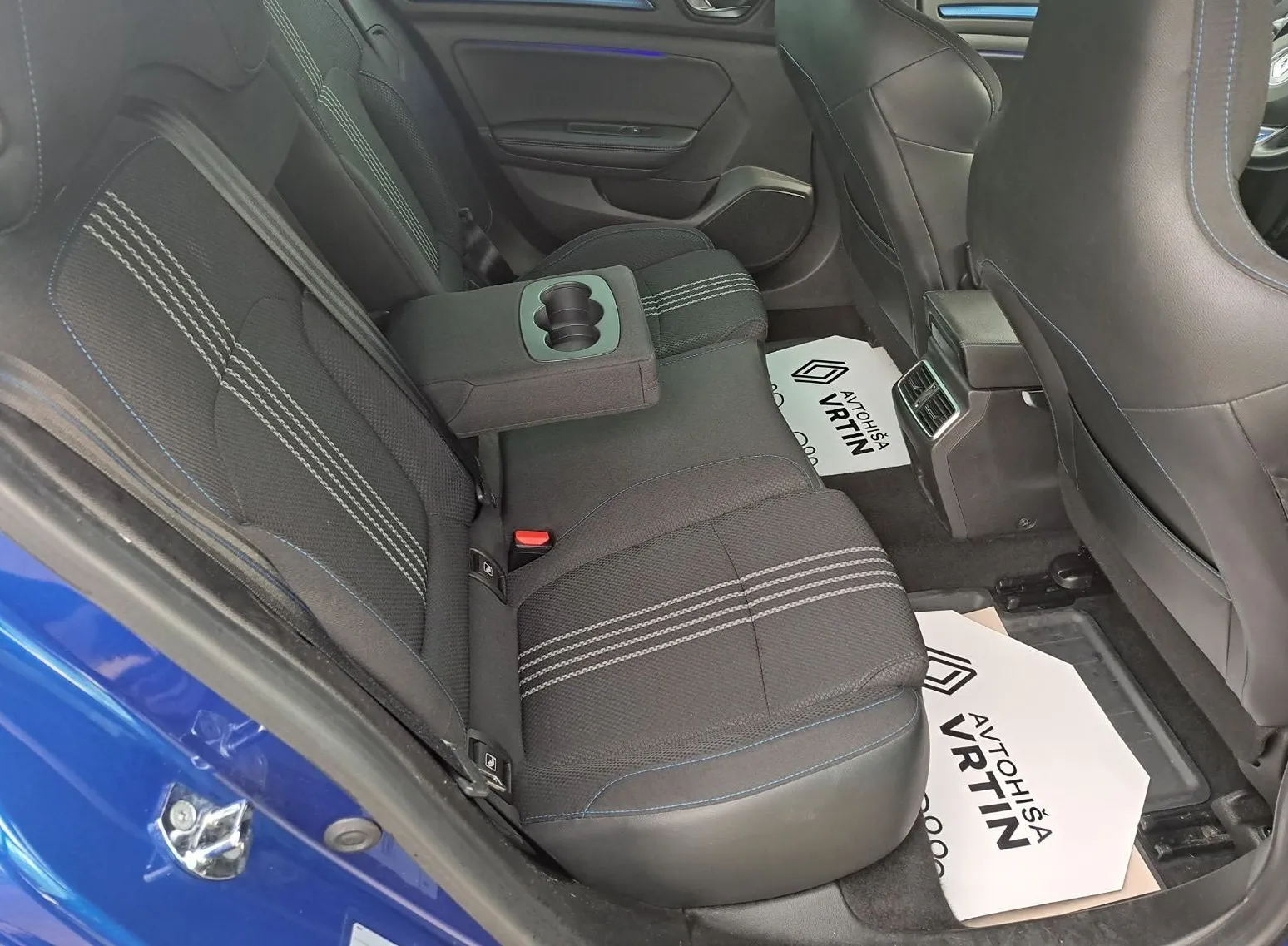 Zunanja slika - Renault Mégane - Megane GT dCi 165 EDC Z ENOLETNIM JAMSTVOM - 11