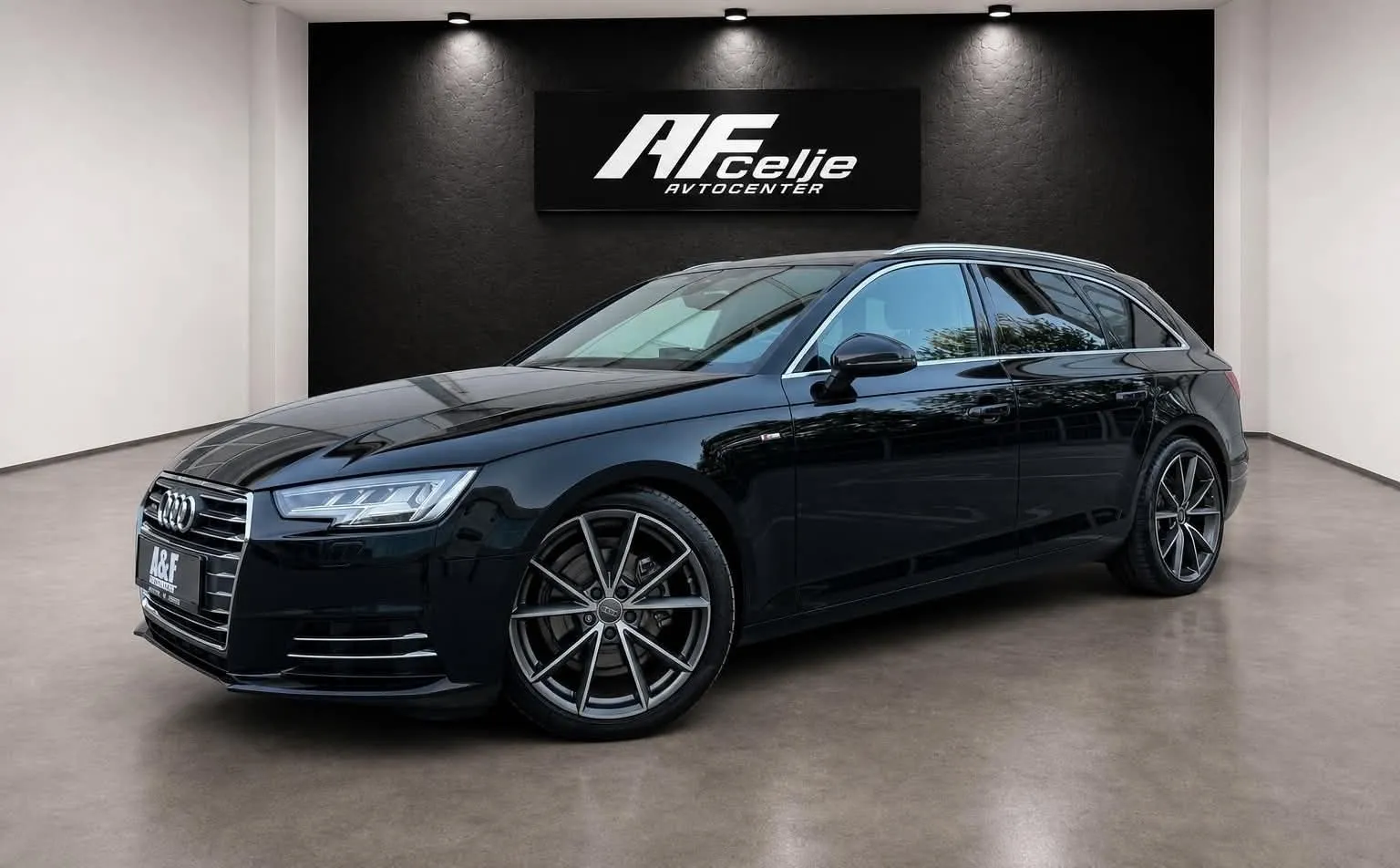 Zunanja slika - Audi A4 Avant - 2.0 TDI-AUT-S LINE-MATRIX-LIZING ZA TUJCE-NAVI-... - 1