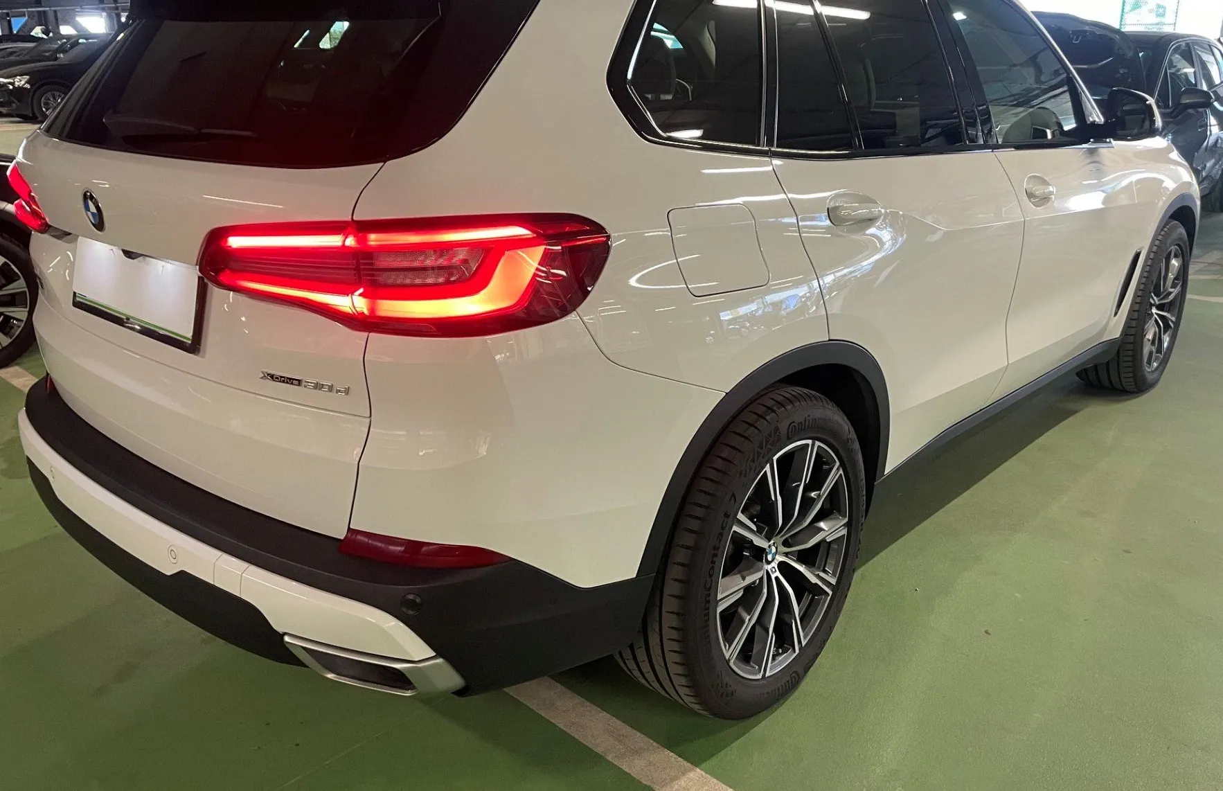 Zunanja slika - BMW X5 - serija : xDrive30d Avt. LED.NAVI.KAMERA.OGR.HLA.SEDEŽI - 4