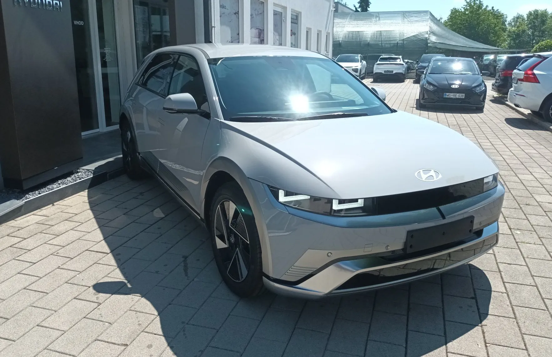 Zunanja slika - Hyundai Ioniq 5 - PREMIUM 168 kW 84kWh topl.črp..el.kljuke - 9