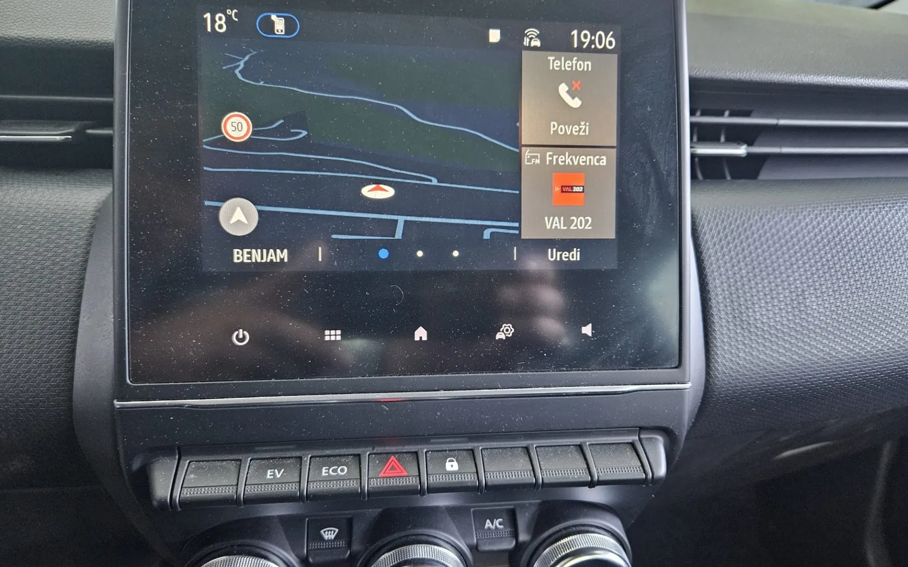 Zunanja slika - Renault Clio - 1.6 E-TECH HYBRID - Business - 7