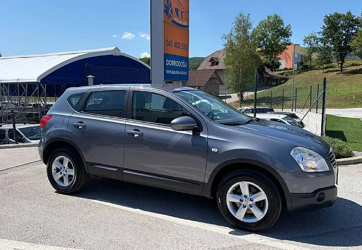 Zunanja slika - Nissan Qashqai - 2.0 16V Tekna TOOP STANJE - 5