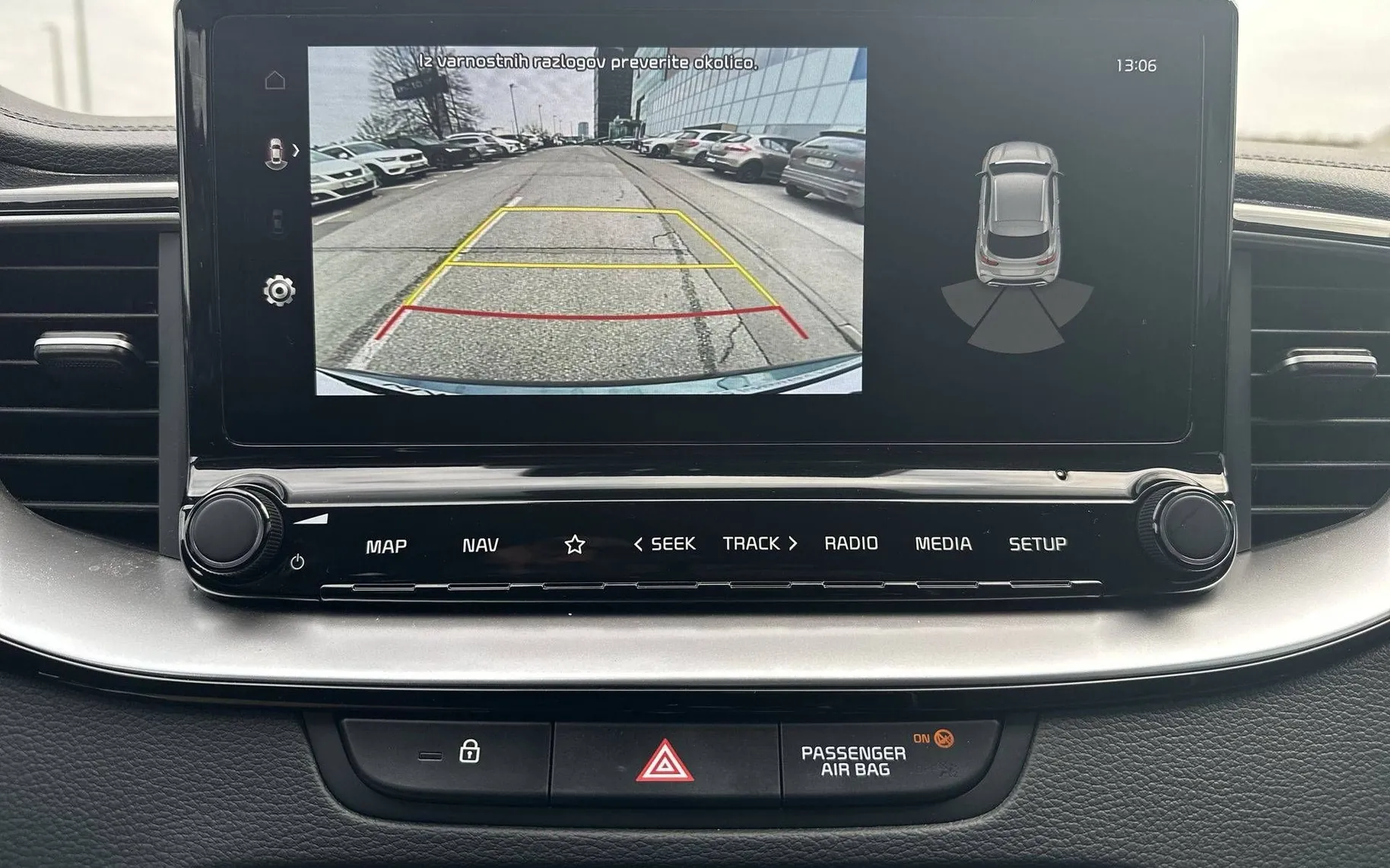 Notranja slika - KIA XCeed - 1.5 T-GDi EX WAY 7DCT - 17