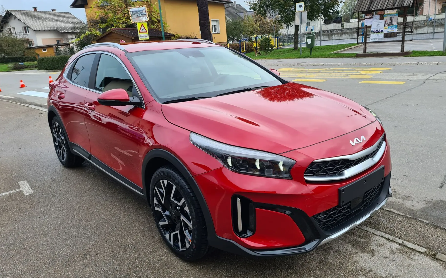 Zunanja slika - KIA XCeed - 1.0 T-GDi EX Way - 4