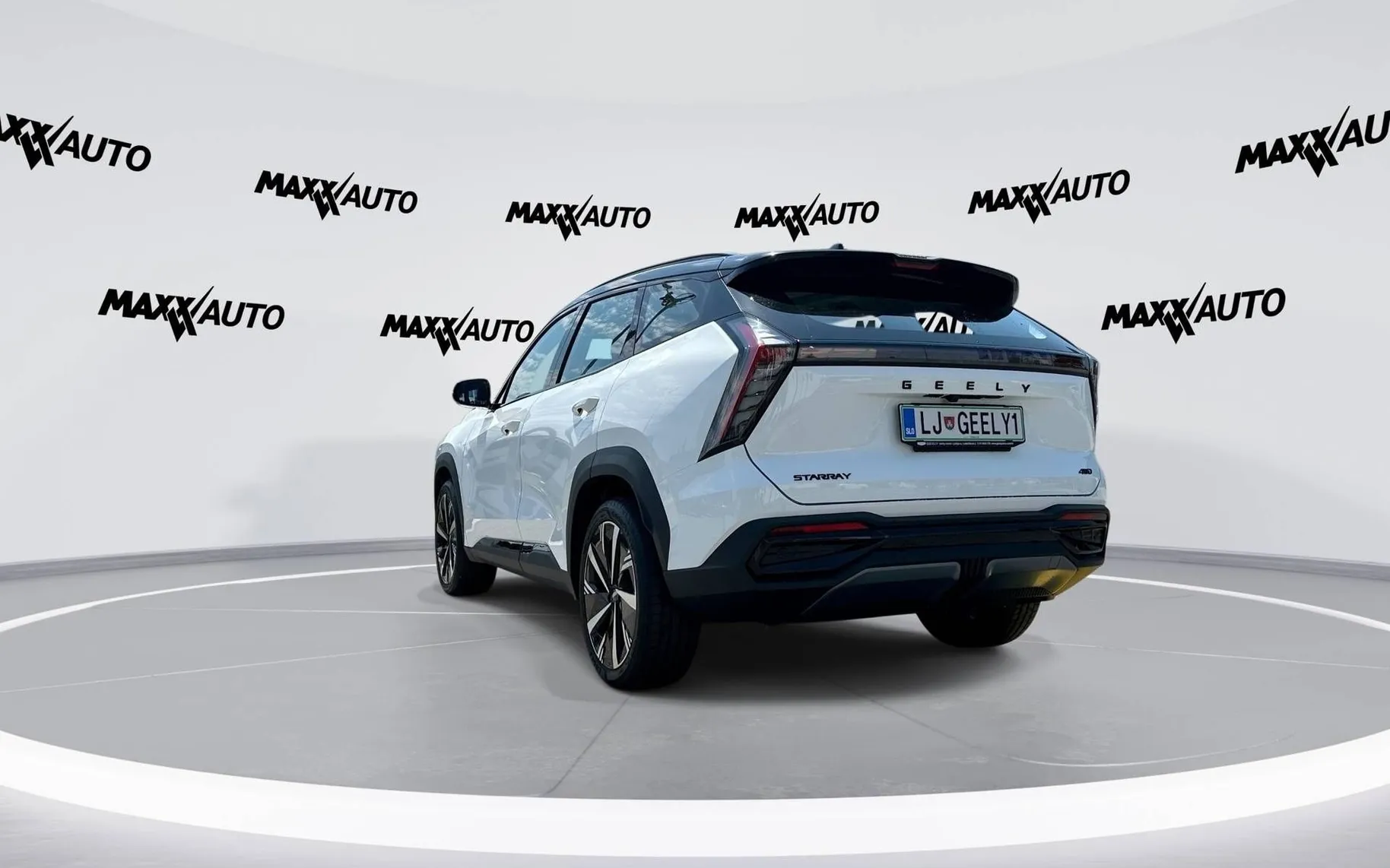 Notranja slika - Geely StarRay - AWD 2.0 TGDi GF Avt... - 26