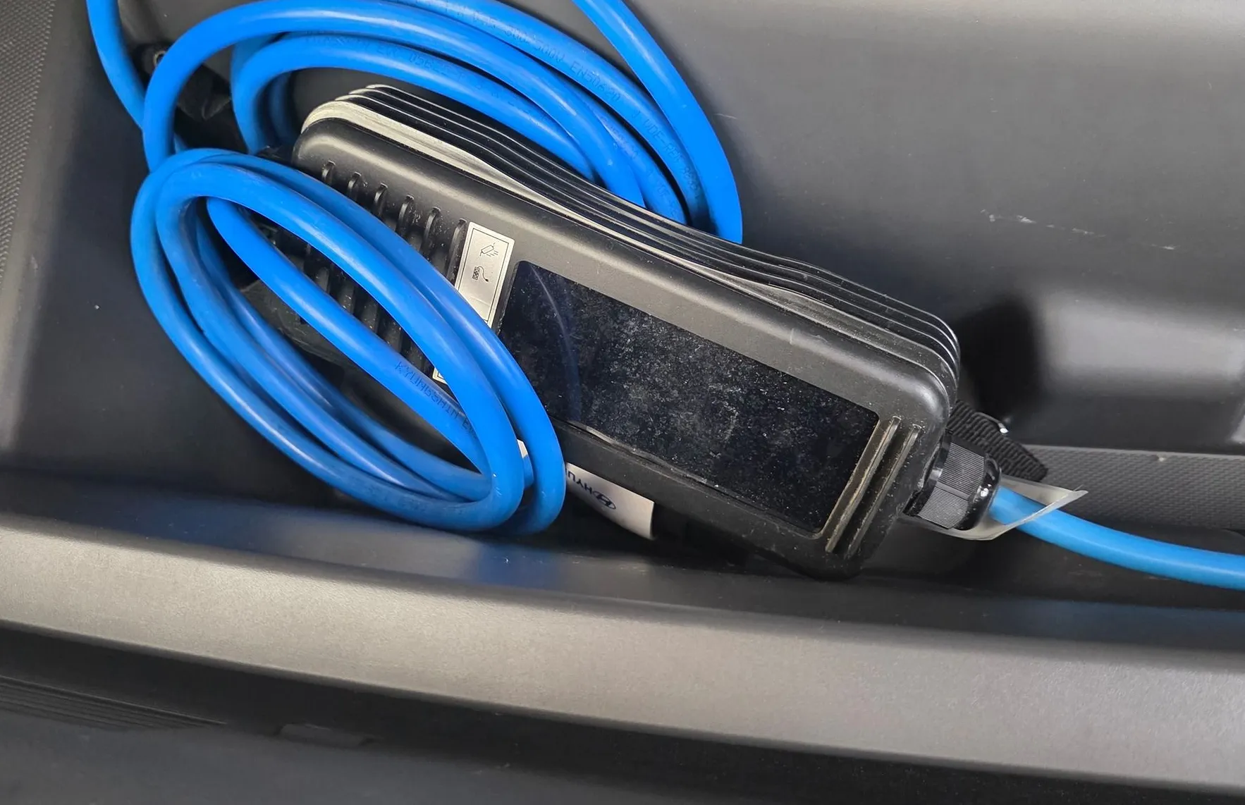 Zunanja slika - Hyundai Ioniq - - SLO-  LED - USNJE - KAMERA - MEMORY - FUL OPREMA - 18