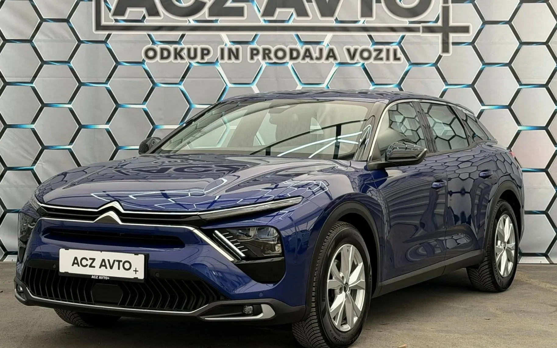 Zunanja slika - Citroën C5 X - 1.2i•AUT•51.000KM•VIRTUAL•FUL LED•NAVIGACIJA•PDC•. - 3