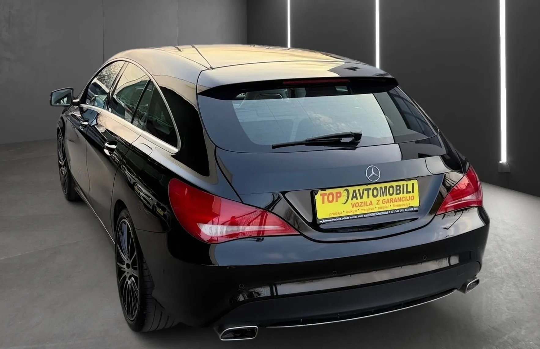 Zunanja slika - Mercedes-Benz CLA-Razred - CLA Shooting Brake CLA 200 d SLOVENSKO PANORAMA KAMERA XENON PDC - 6