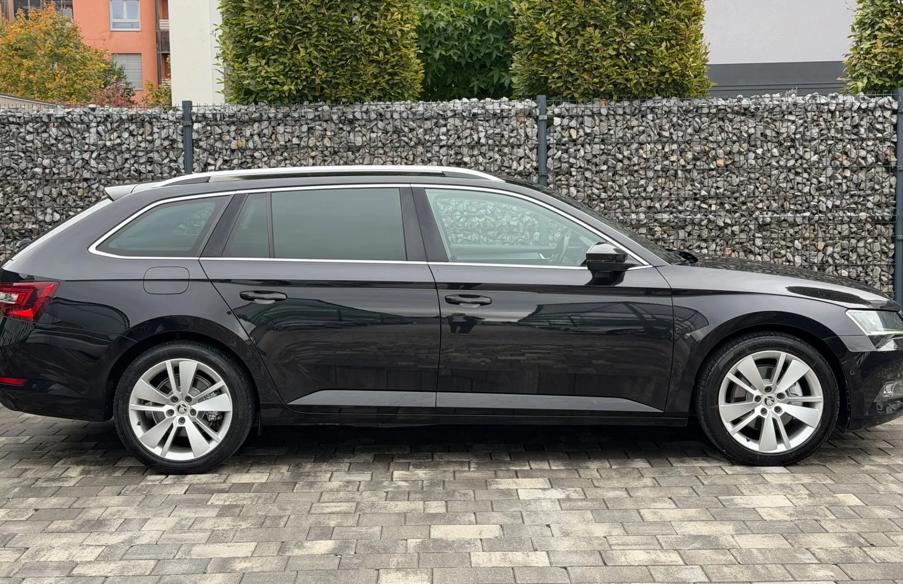 Zunanja slika - Škoda Superb - Combi 1.4 TSI Style |ACC|KEYLESS|KLJUKA|KAM|MEMORY - 8