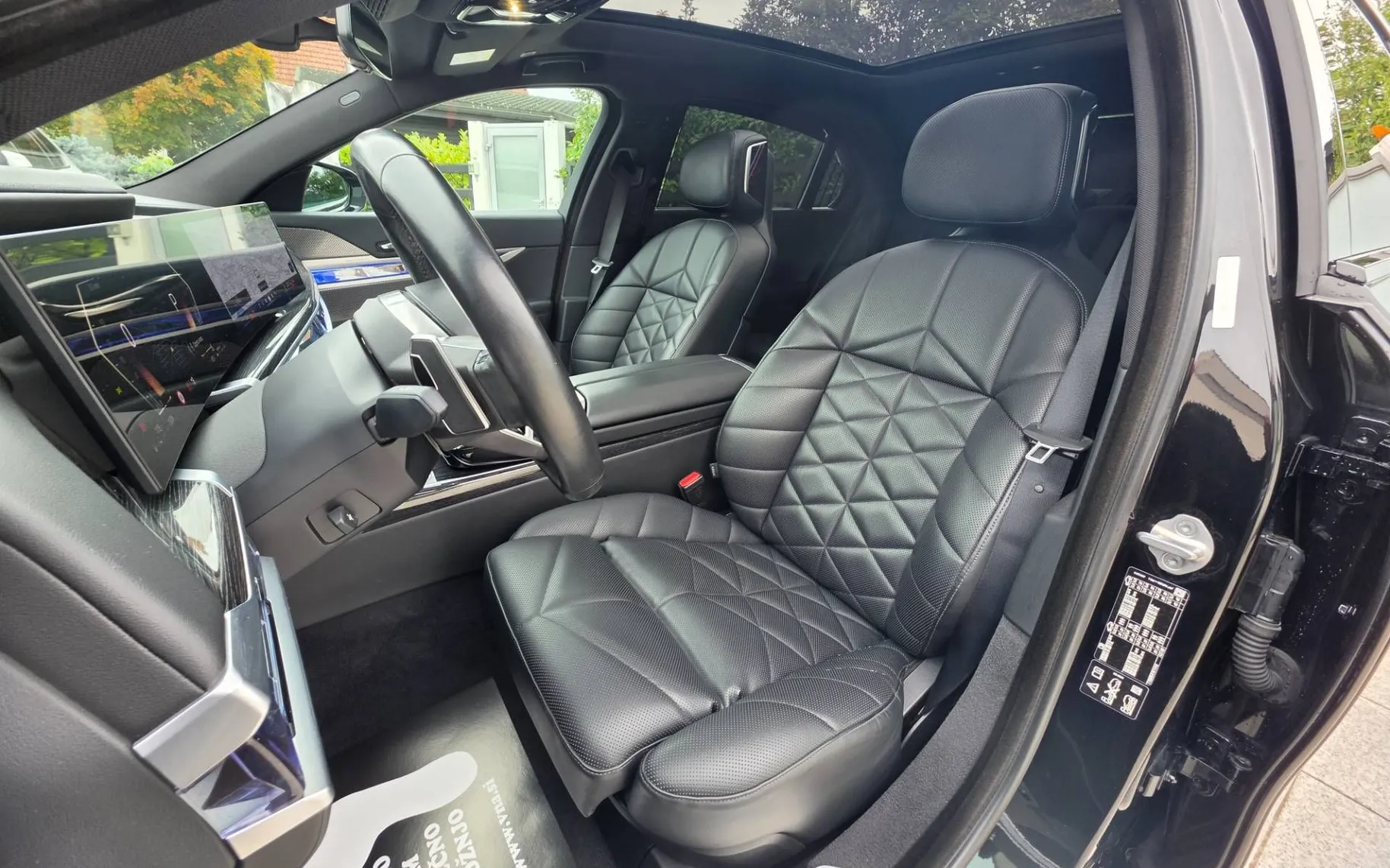 Notranja slika - BMW serija 7: - 740d xDrive Avt. |M-PRO|ZRAK|ICON|360-KAM|BOWERS| - 8