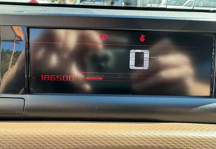 Zunanja slika - Citroën C4 Cactus - 1.6 BlueHDi Shine - VELIKI SERVIS - 7