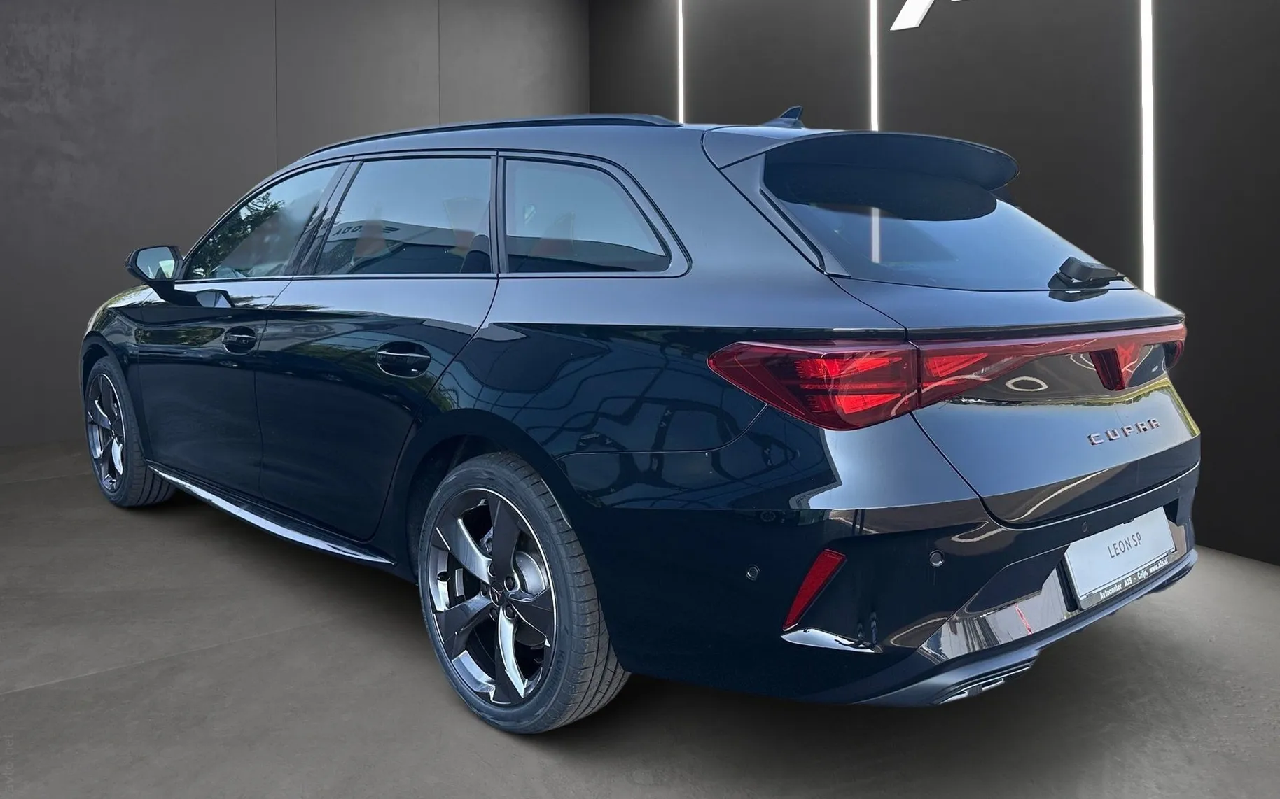 Zunanja slika - Cupra Leon - ST 1.5 eTSI DSG - 4