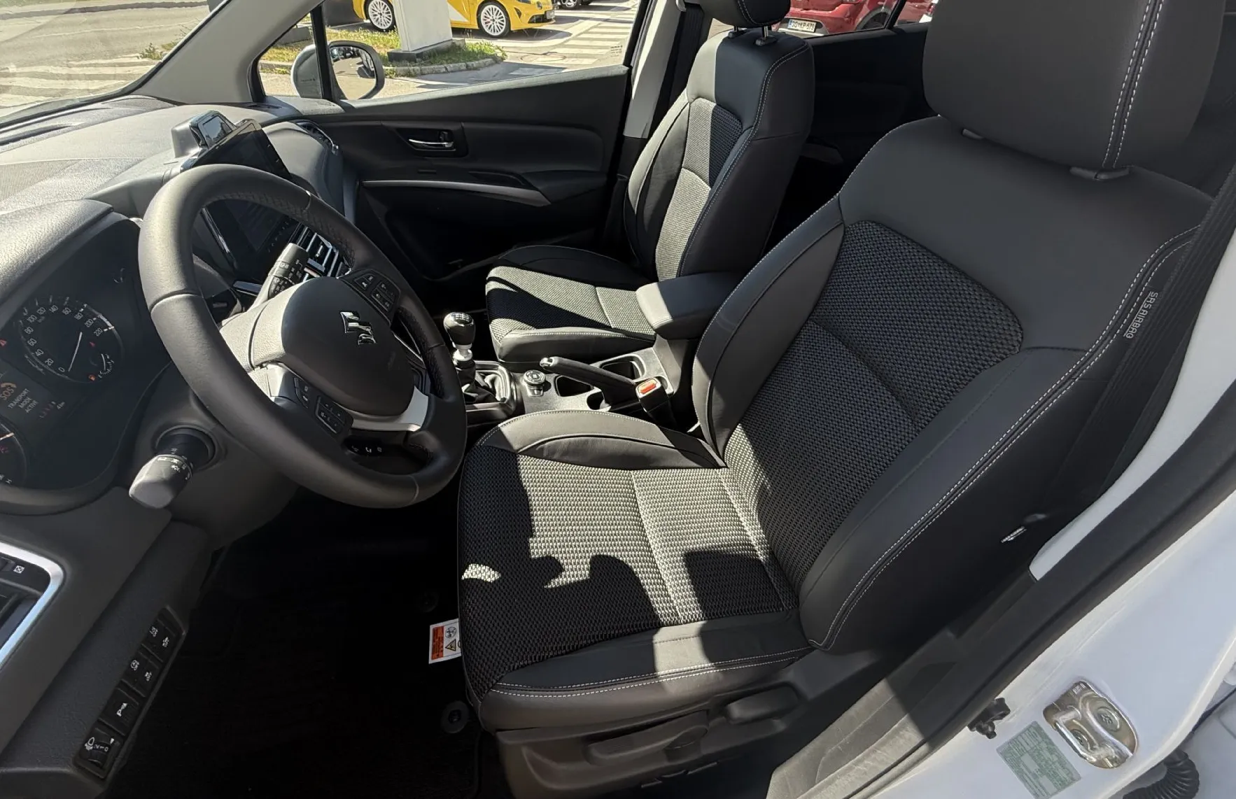 Zunanja slika - Suzuki S-Cross - 1.4 Boosterjet AllGrip Hibrid Elegance - 9
