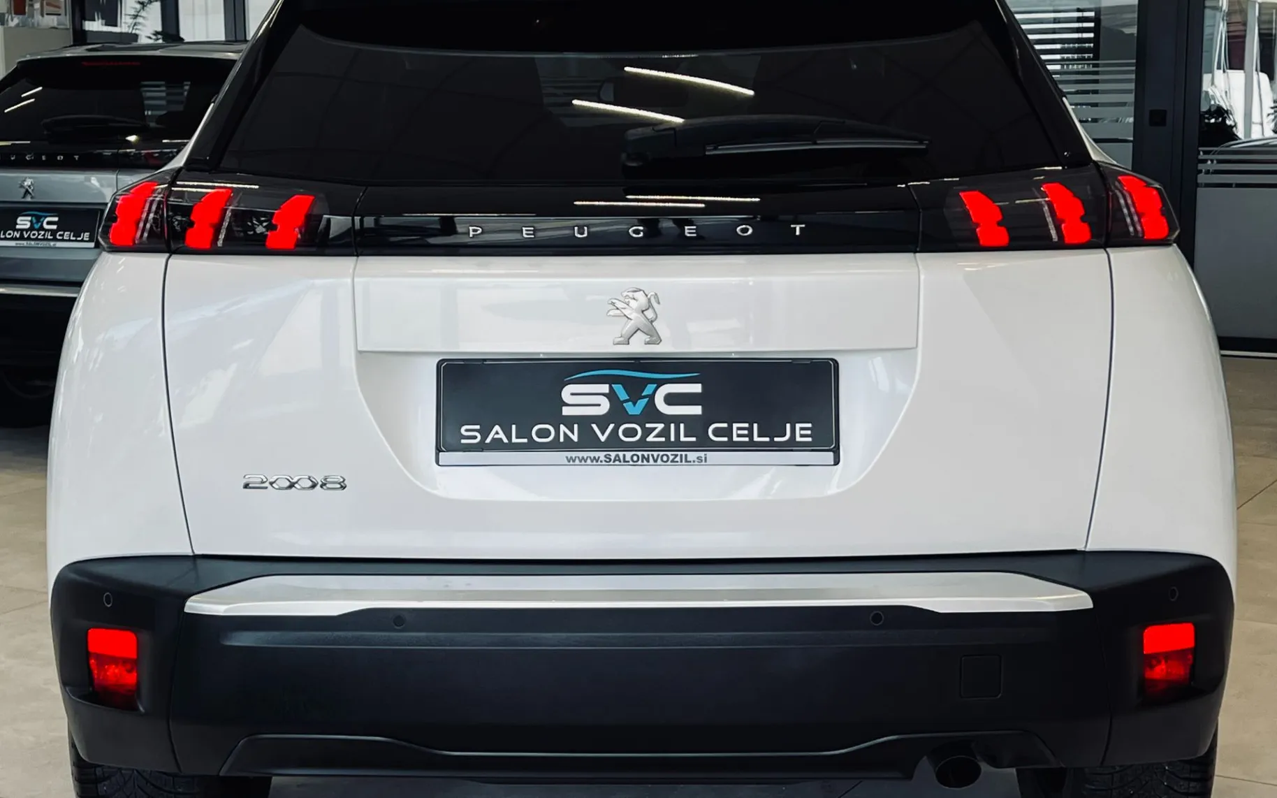 Zunanja slika - Peugeot 2008 - 1,2 PureTech 100 S&S Allure - 6