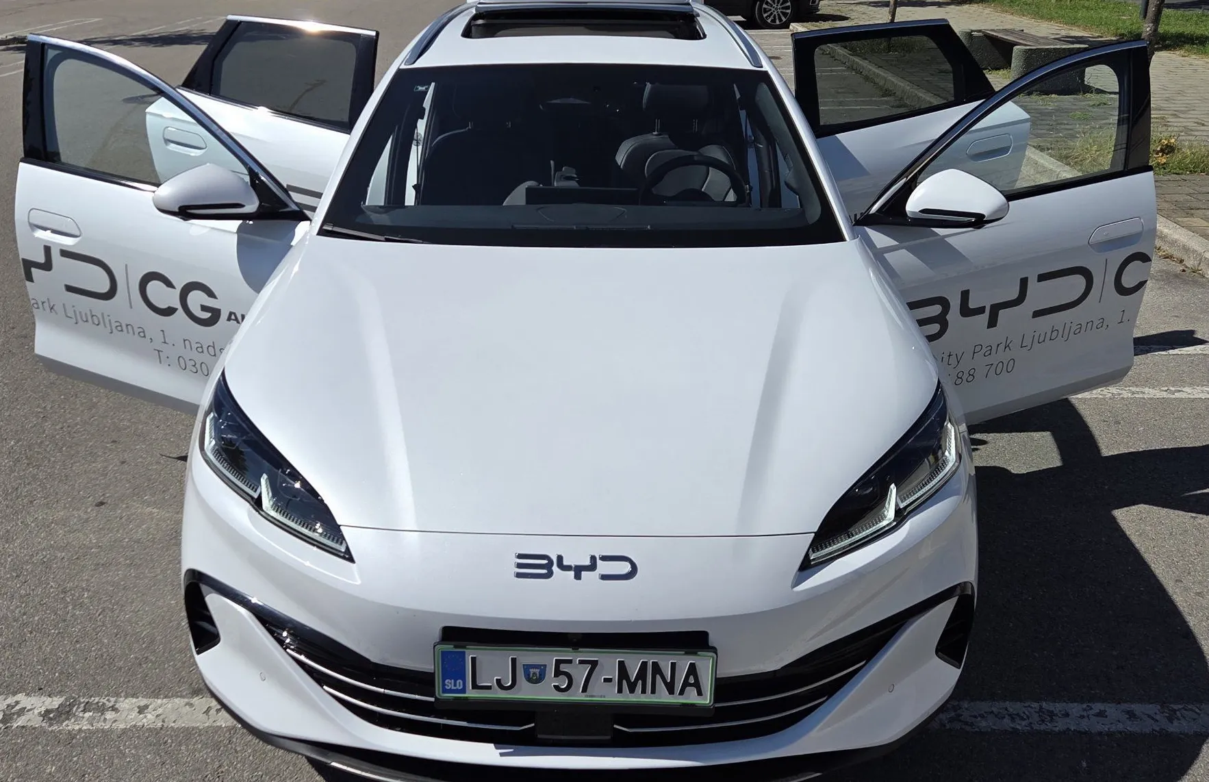 Zunanja slika - BYD SEAL 6 - DM-i Touring PHEV 19kWh Comfort - 4