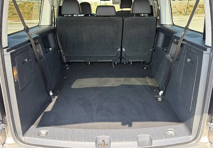 Zunanja slika - Volkswagen Caddy - 2.0 TDI Maxi Trendline DSG 7 SEDEŽEV - 12