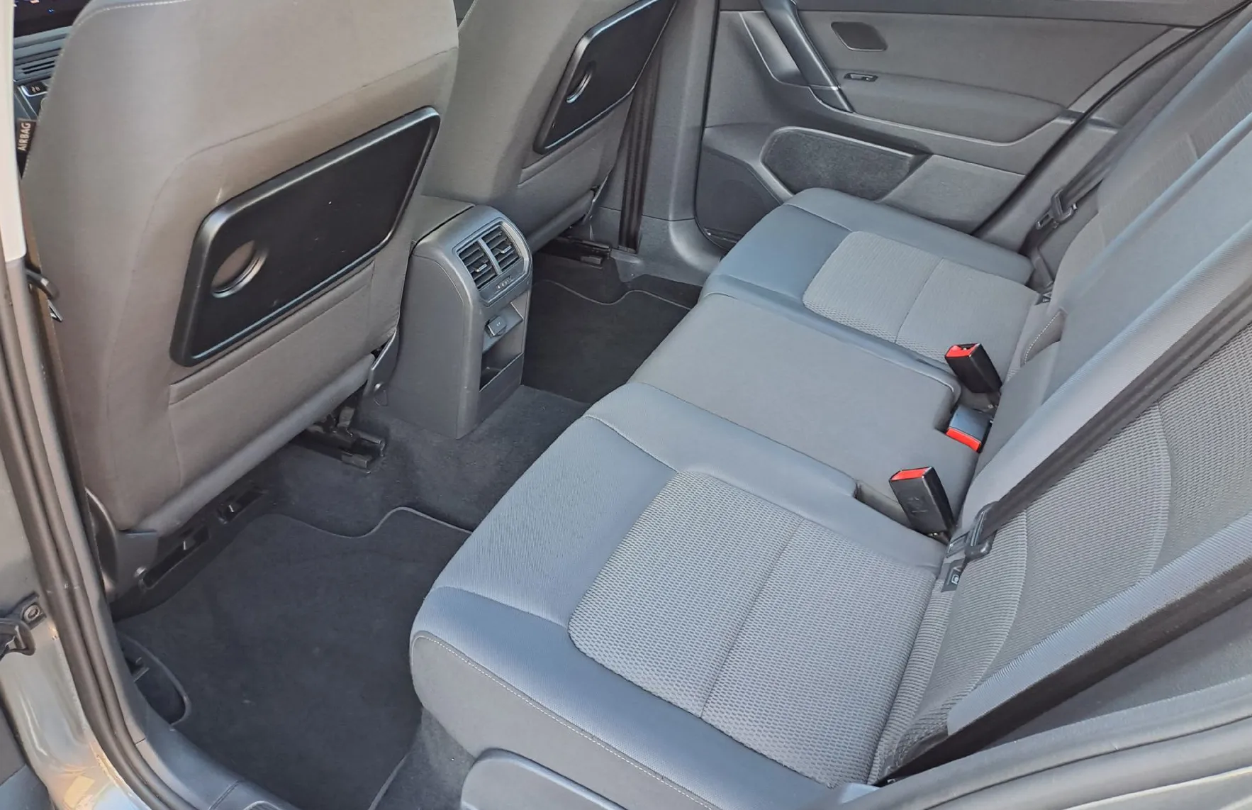 Zunanja slika - Volkswagen Golf - Sportsvan 1.6 TDI Comfortline - 10