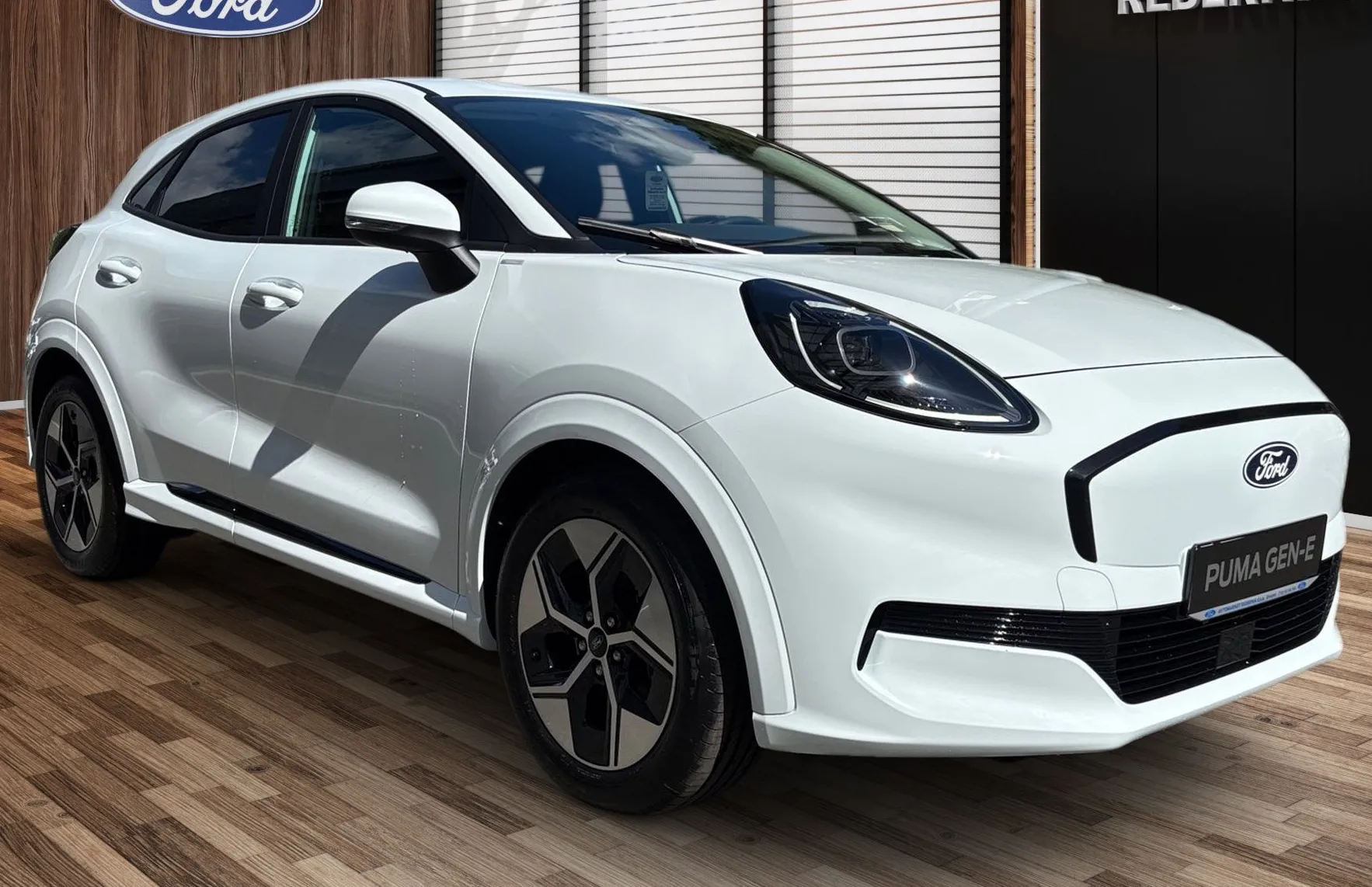 Zunanja slika - Ford Puma - GEN-E 43 kWh 168KM A1 - 2