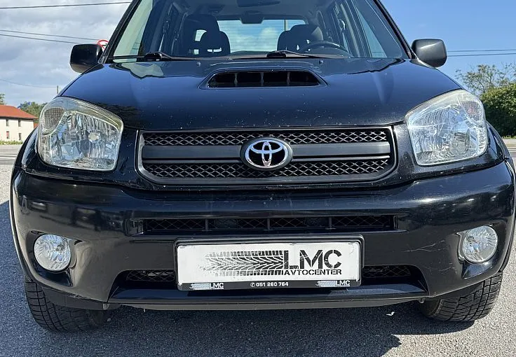 Zunanja slika - Toyota RAV4 - 2.0d 116ks 4x4 °SLO-POREKLO° °SAMO 190.900 km° - 9