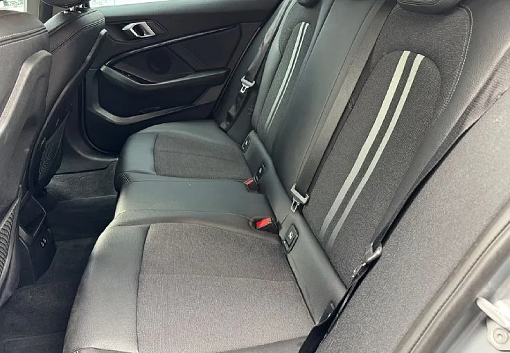 Zunanja slika - BMW Serija 1 - : 116d Business Design - ODLIČEN - 9