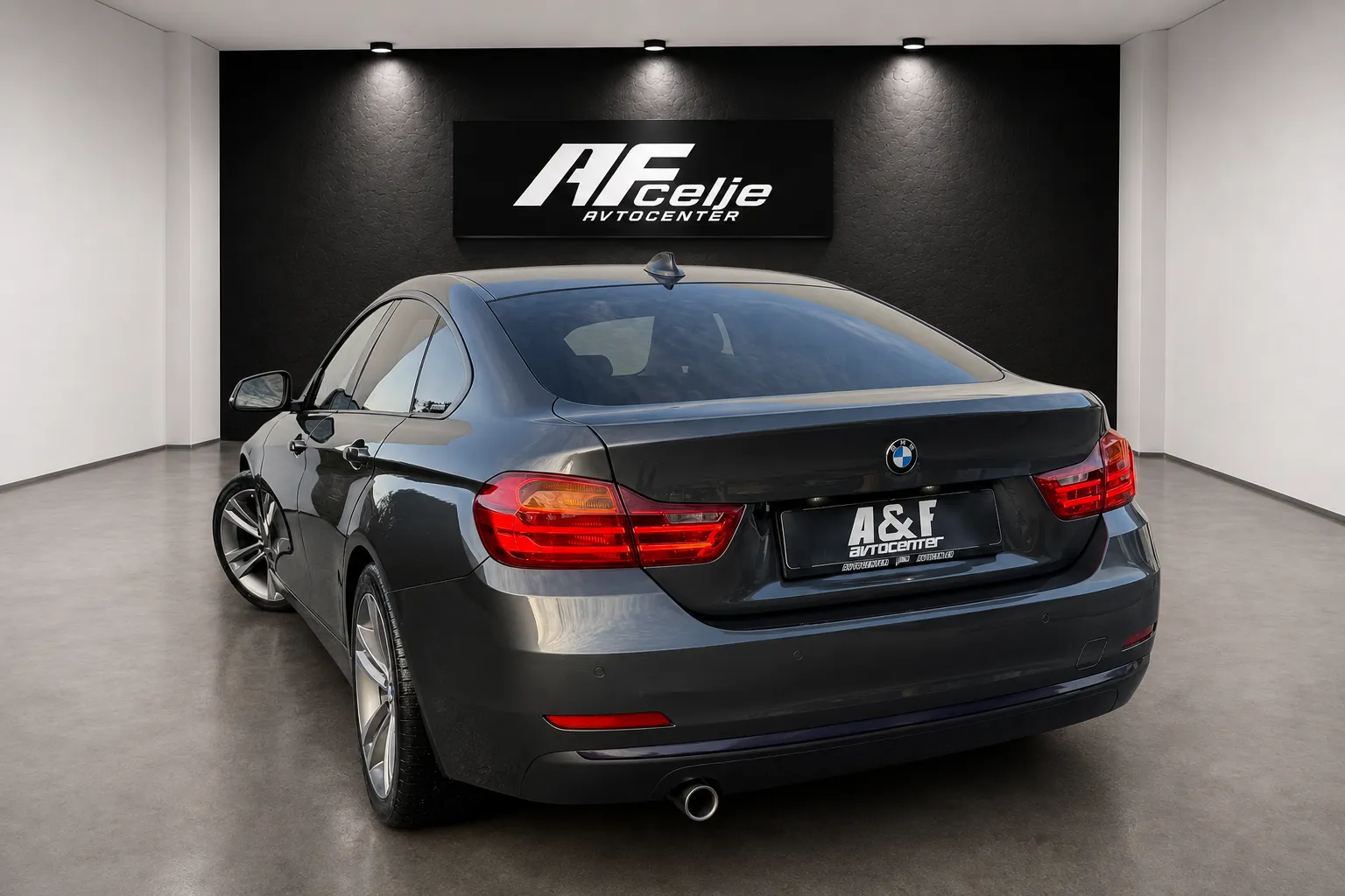 Notranja slika - BMW serija 4 Gran Coupe: - 420d-AUT-SPORT-XENON+LED-LIZING ZA TUJCE-HEAD UP- - 7