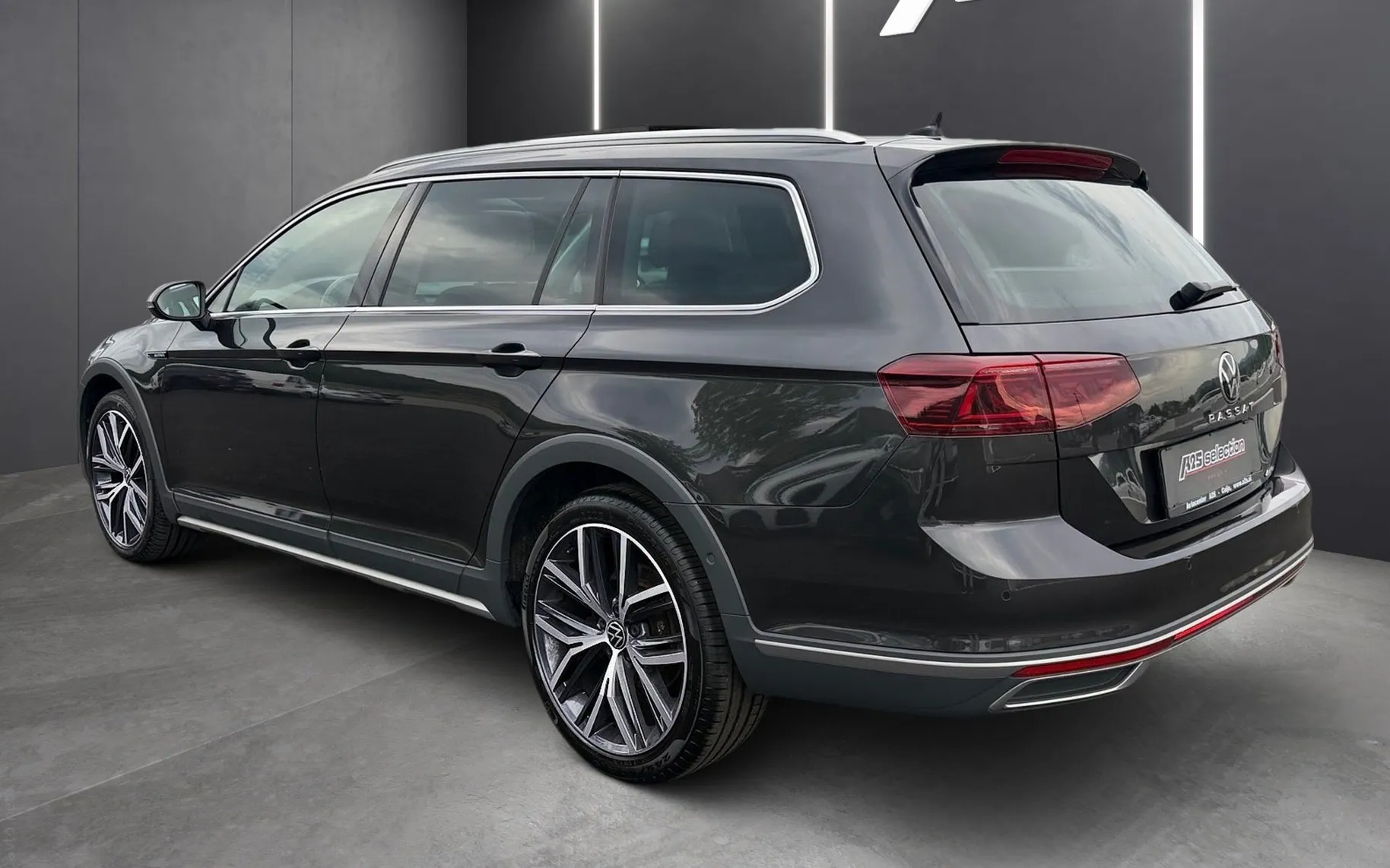 Zunanja slika - Volkswagen Passat Alltrack - 4motion 2.0 TDI DSG-Panorama-Keyless-HeadUp-Kame - 4