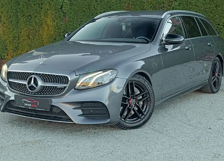 Zunanja slika - Mercedes-Benz E-Razred - E300d•AMG Line•NAVI+•BURMESTER•GR.SED•KAM•KLJUKA - 1