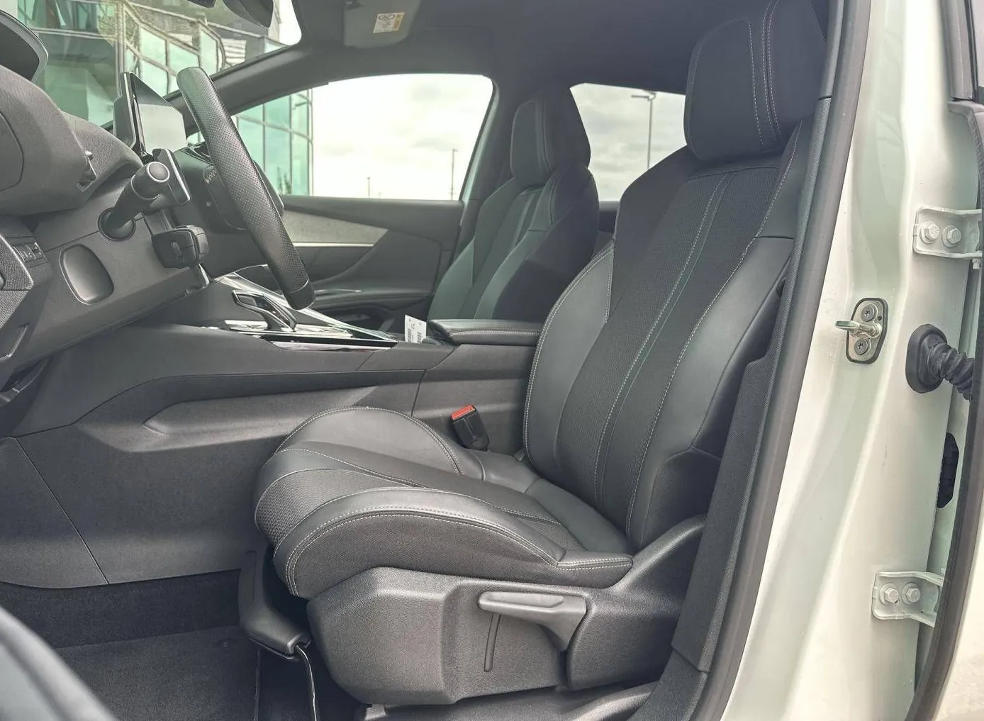 Zunanja slika - Peugeot 3008 - 1.2 PureTech 130 EAT8 GT ACC MRTVI KOT... - 10