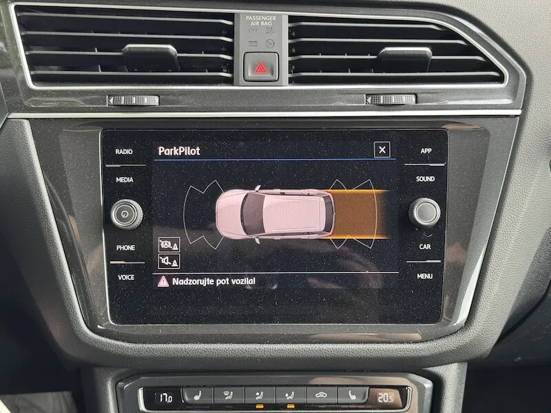 Zunanja slika - Volkswagen Tiguan - 2.0 TDI BMT ComfortlineED 115KM OPR. VELIKI SERVIS - 15