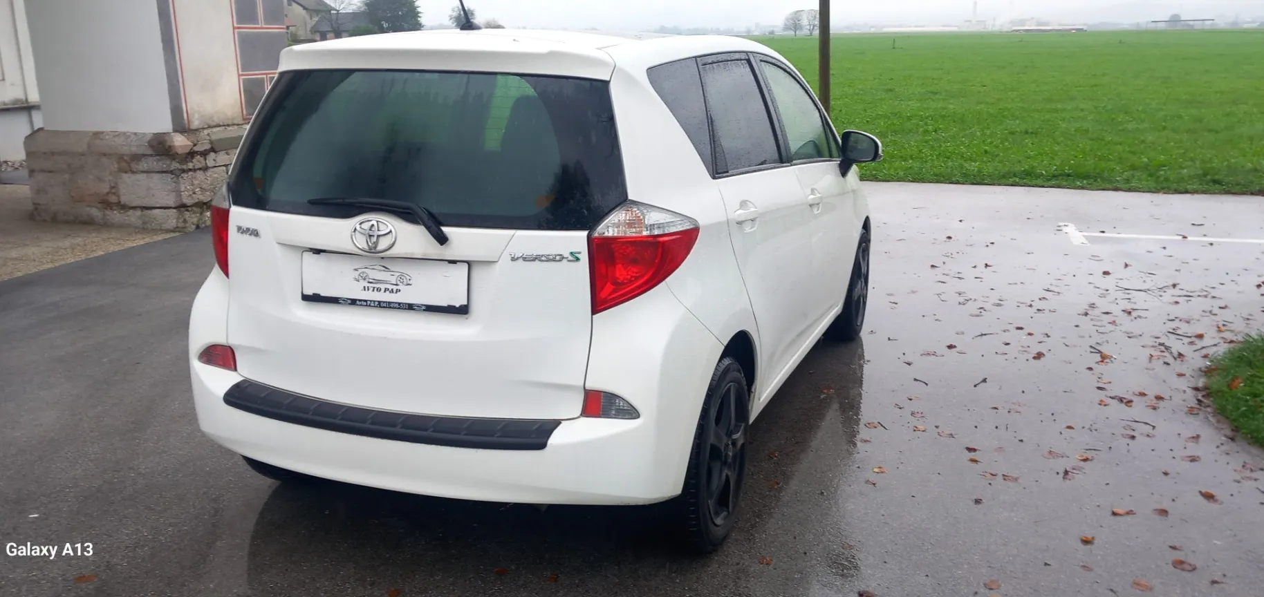 Zunanja slika - Toyota Verso - -S - 2