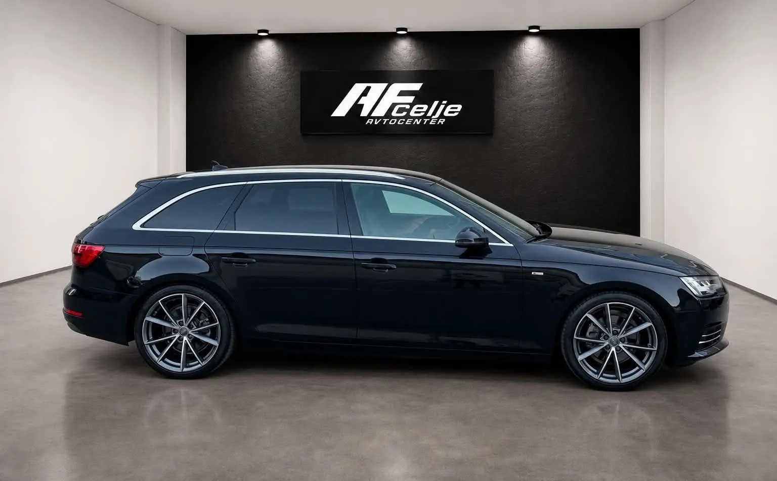 Zunanja slika - Audi A4 Avant - 2.0 TDI-AUT-S LINE-MATRIX-LIZING ZA TUJCE-NAVI-... - 4