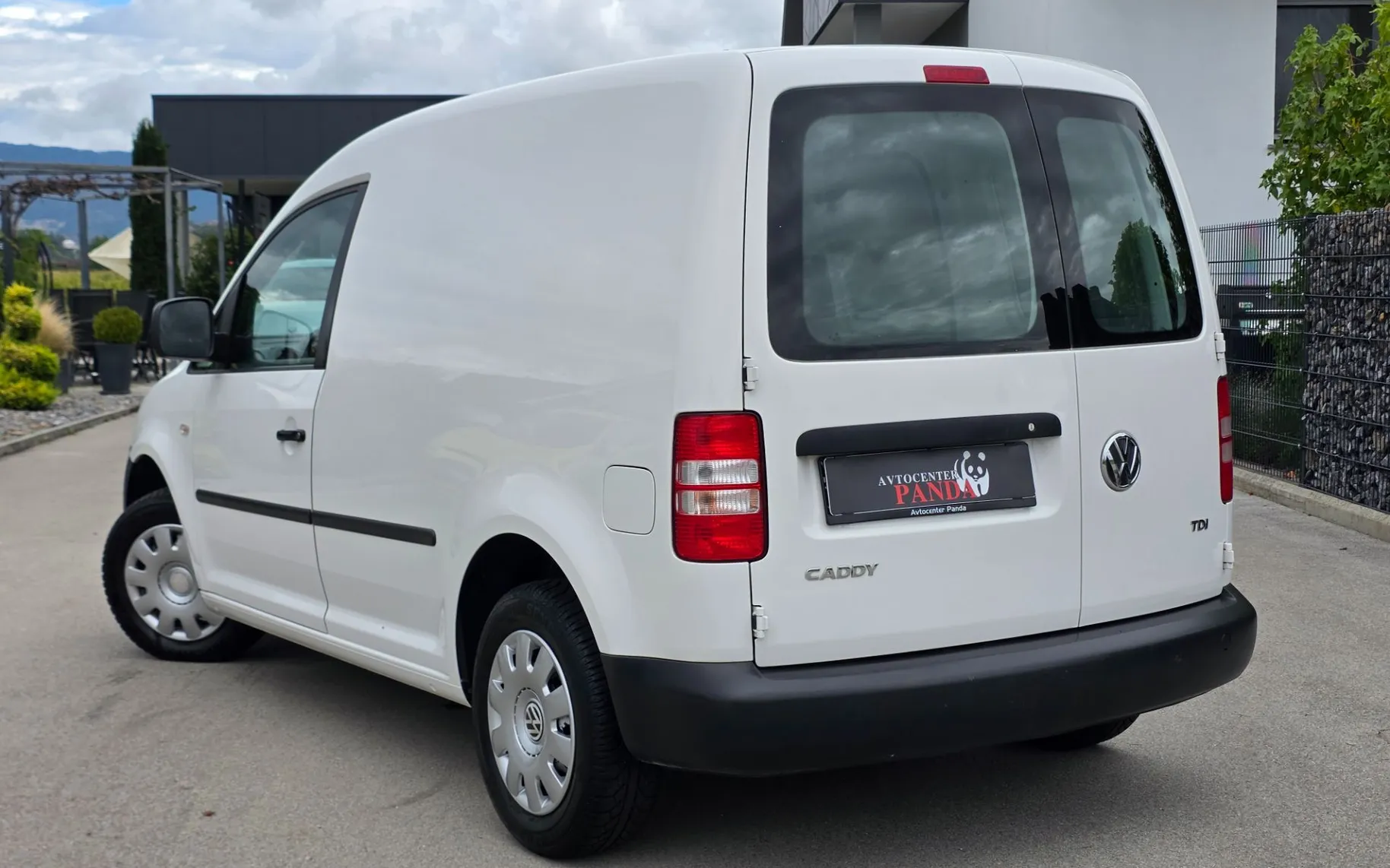 Zunanja slika - Volkswagen Caddy - Crafter  1,6 TDI Trendline - 3