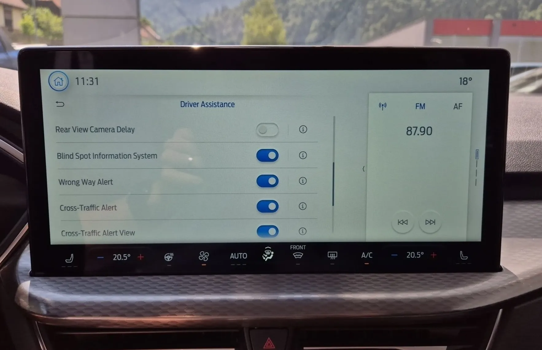 Zunanja slika - Ford Kuga - Titanium 2.5 Duratec Hybrid 180PS FHEV - 18