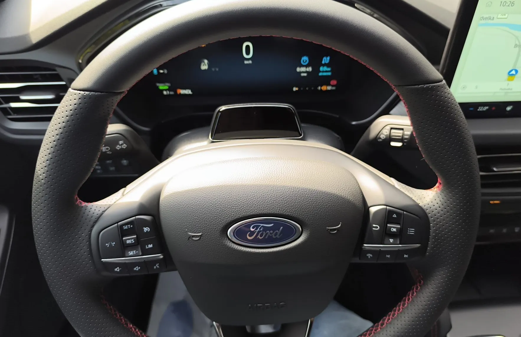 Zunanja slika - Ford Kuga - ST-LINE 2.5 Duratec Hybrid 132kW FHEV - 11