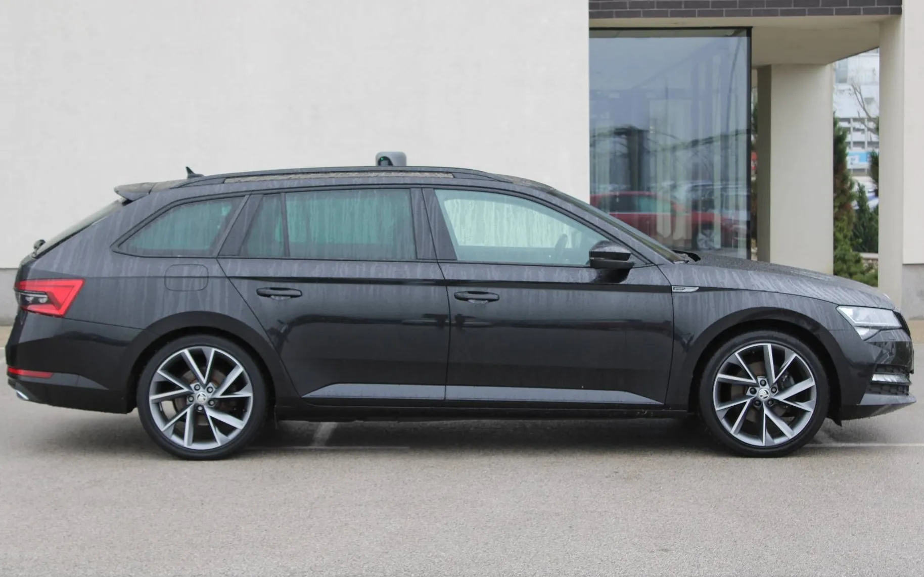 Zunanja slika - Škoda Superb - 1.4 TSI PHEV SPORTLINE Combi DSG... - 5