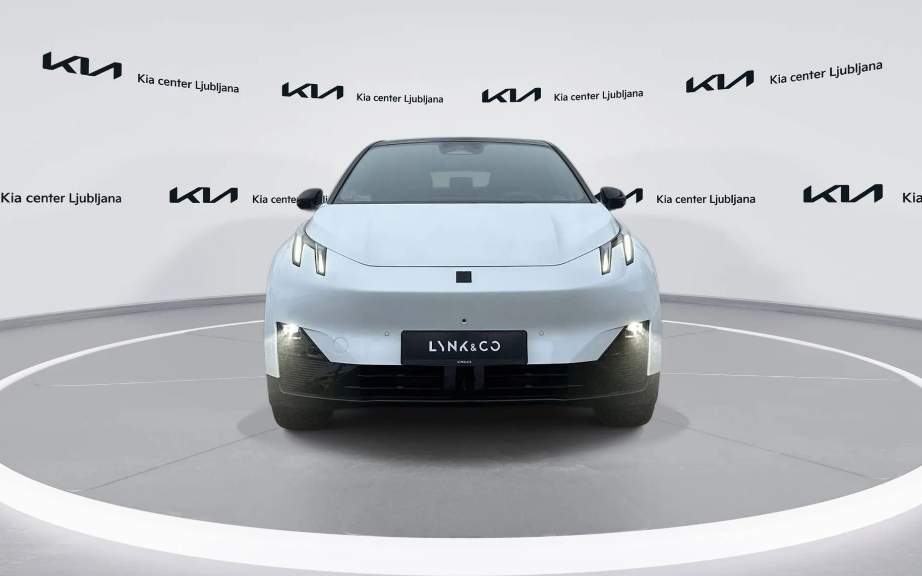 Zunanja slika - Lynk & Co 02 - More - 2