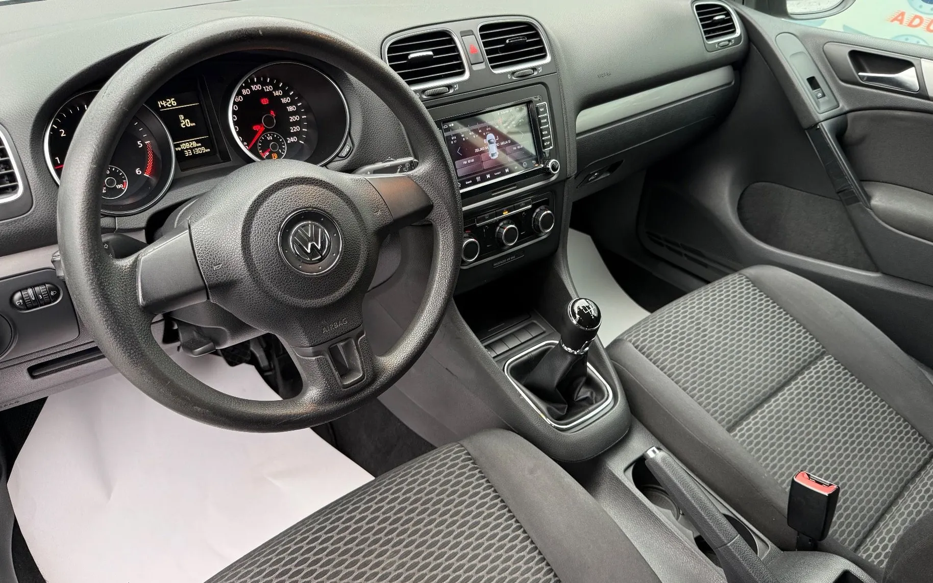 Zunanja slika - Volkswagen Golf - 1.6 TDI DPF Trendline 66  90  REDNO SERVIS... - 8